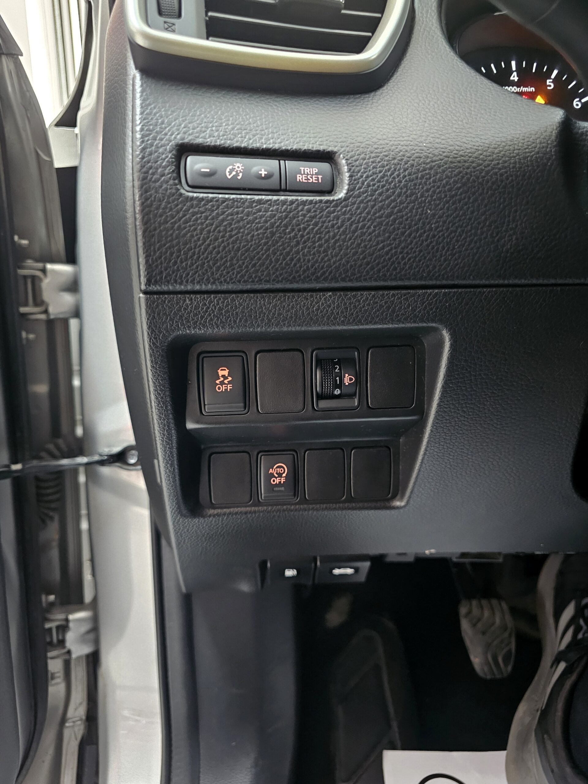 
								Nissan Qashqai full									
