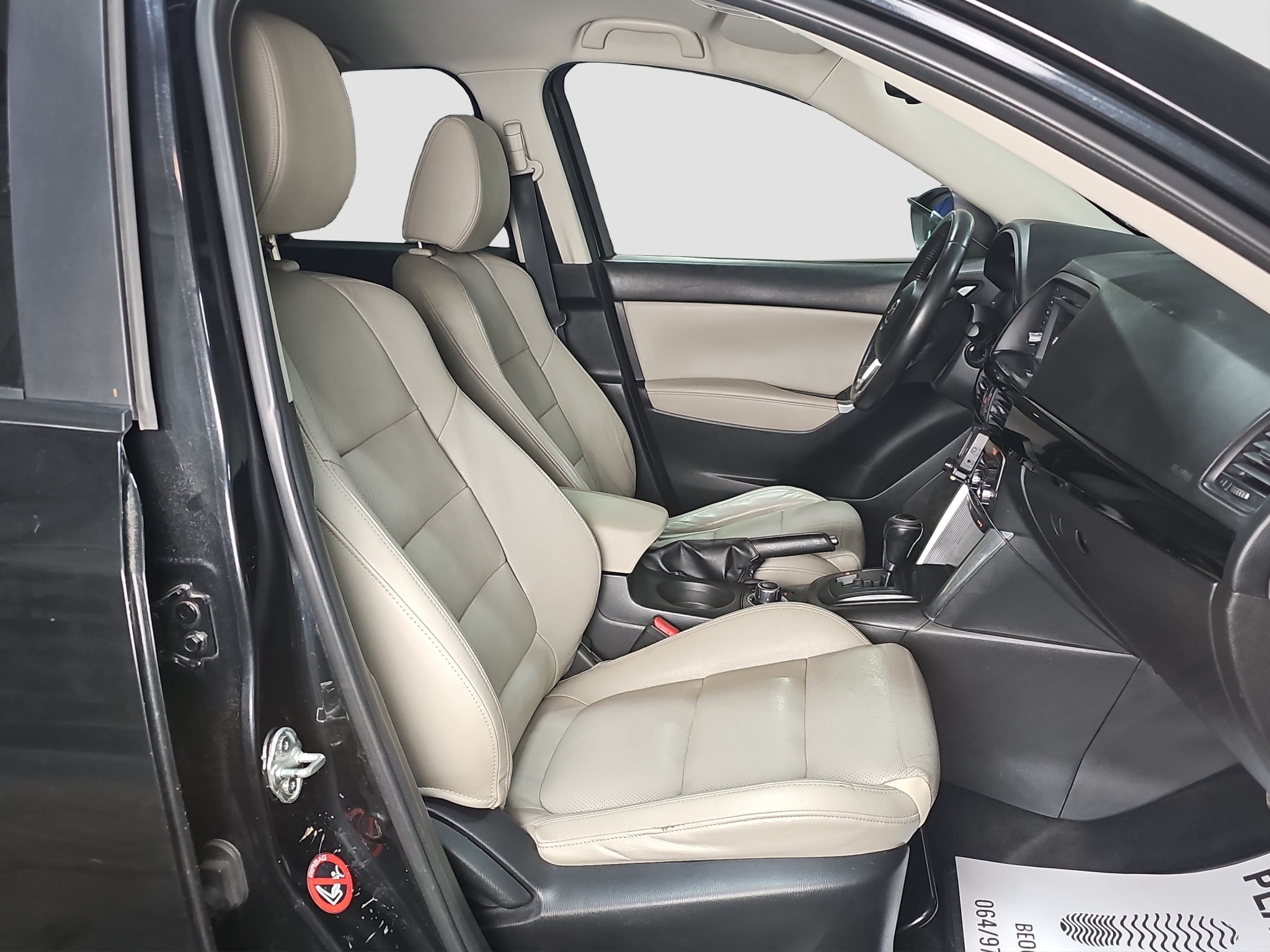 
								Mazda CX-5 4X4/AUTO/T.O.P full									