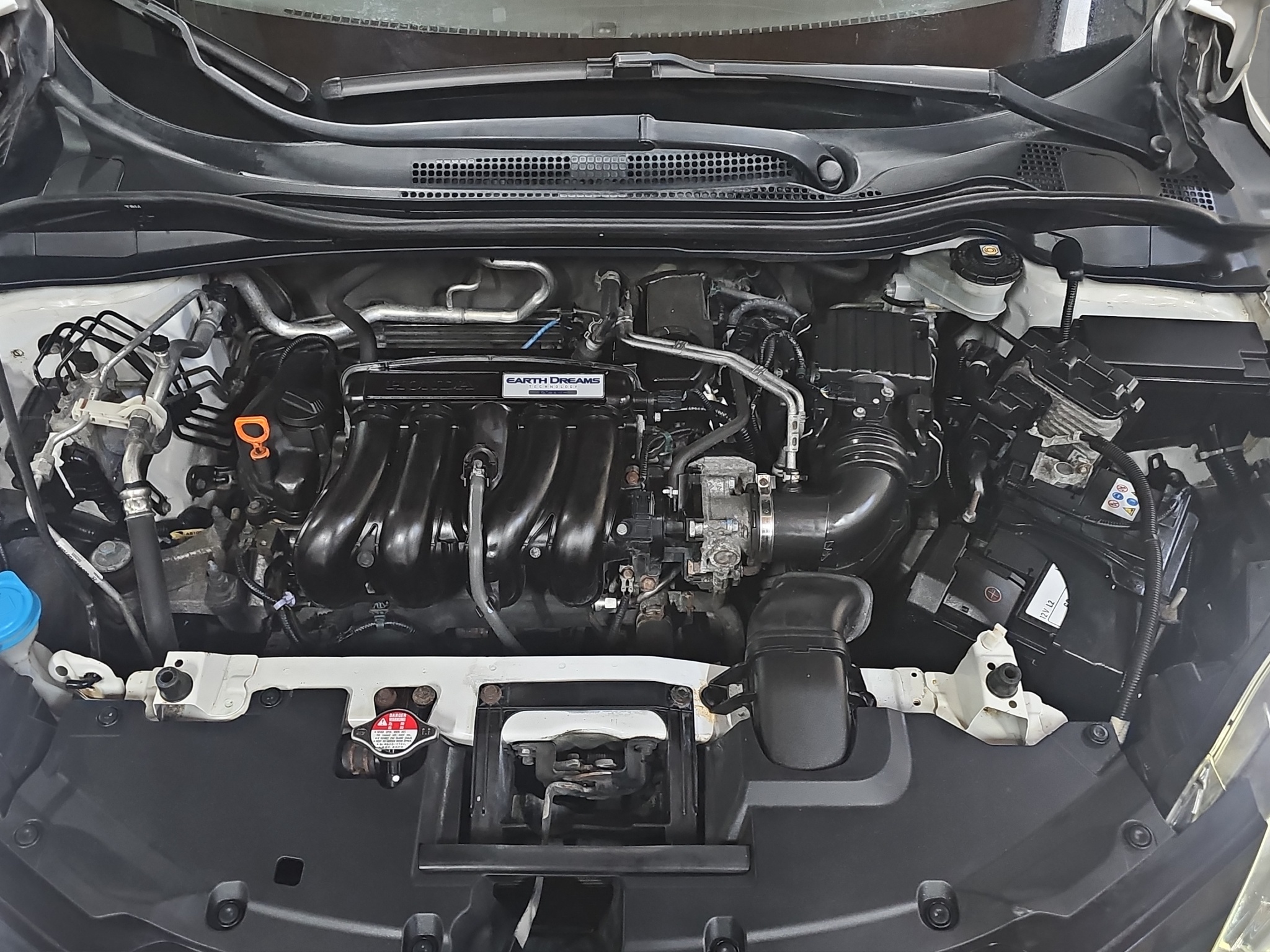 
								Honda HR-V PANO/SIBER/AUTO full									