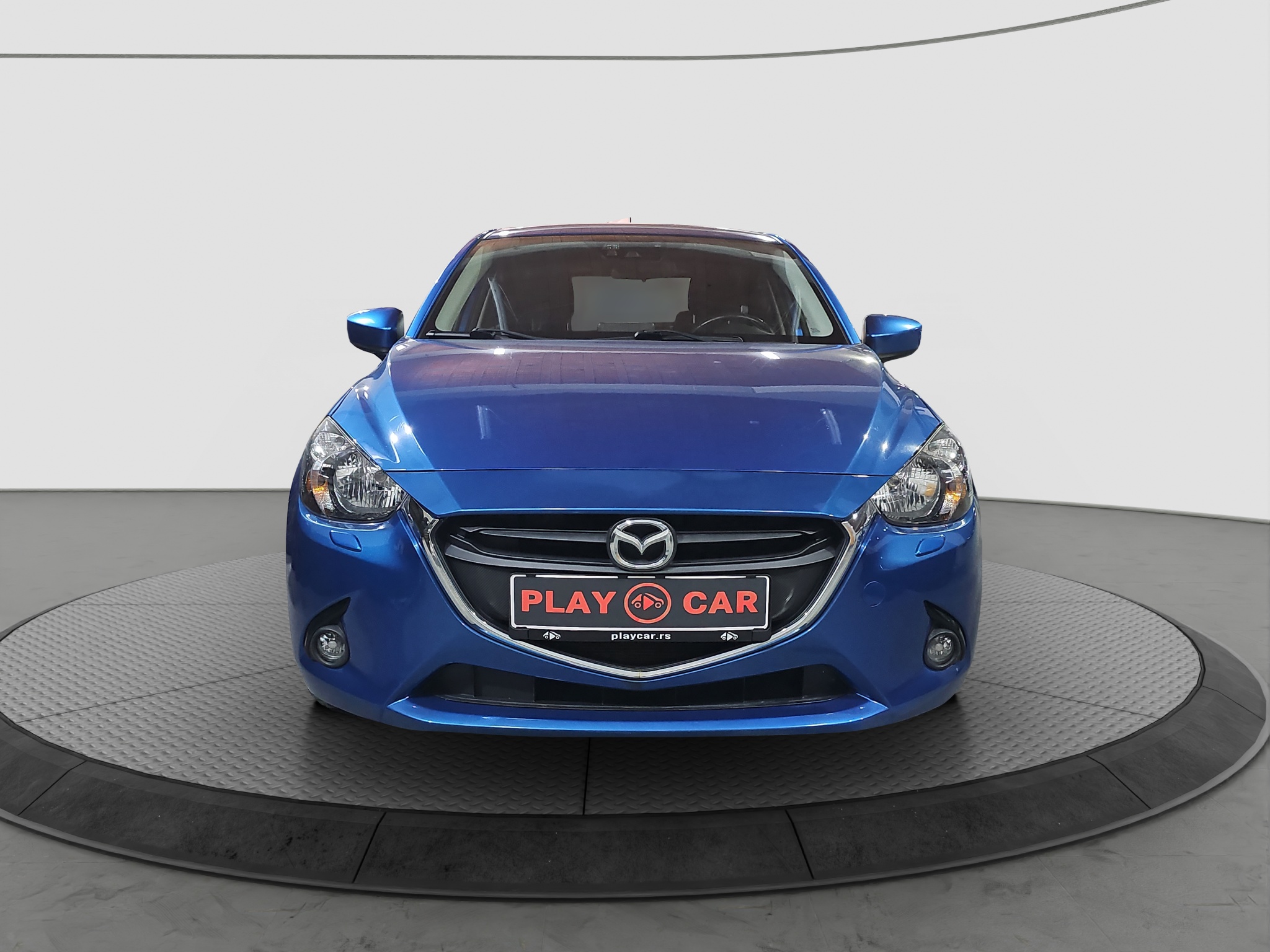 
								Mazda 2 full									