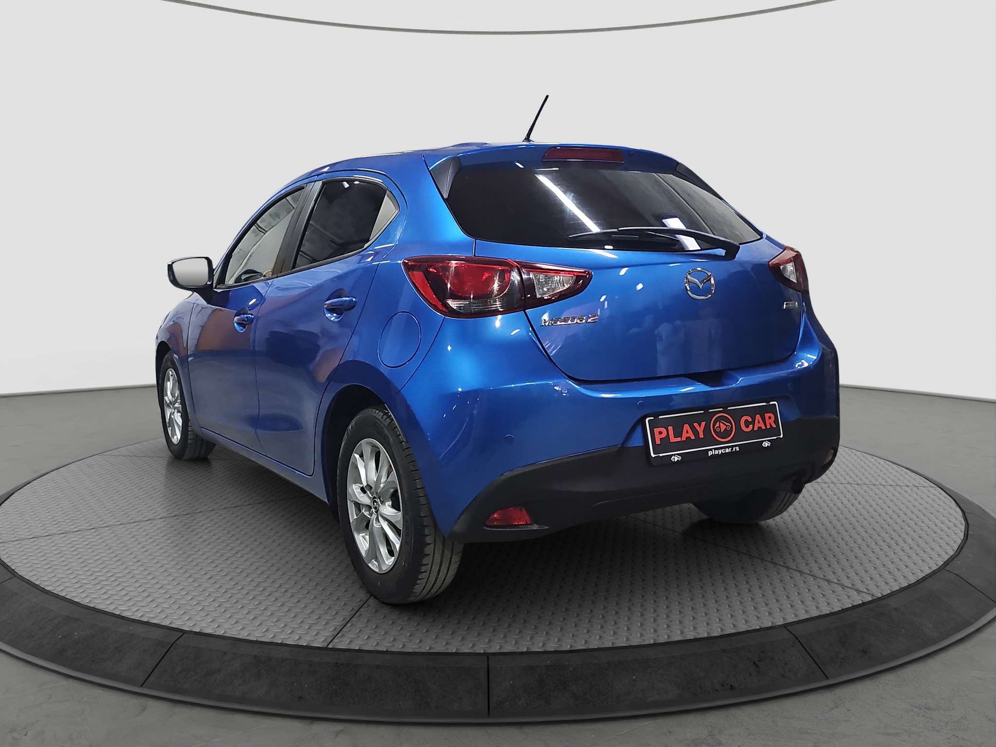 
								Mazda 2 full									