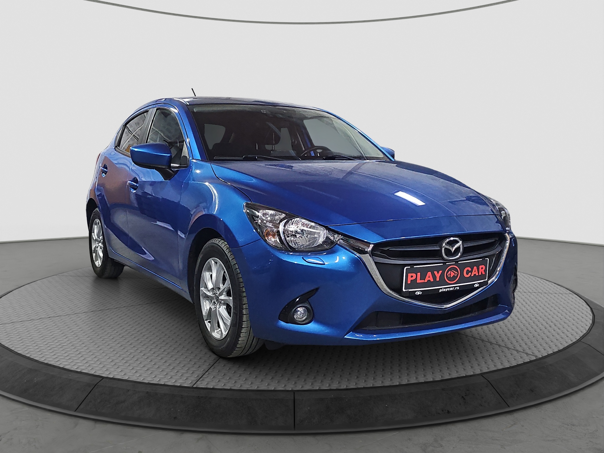 
								Mazda 2 full									