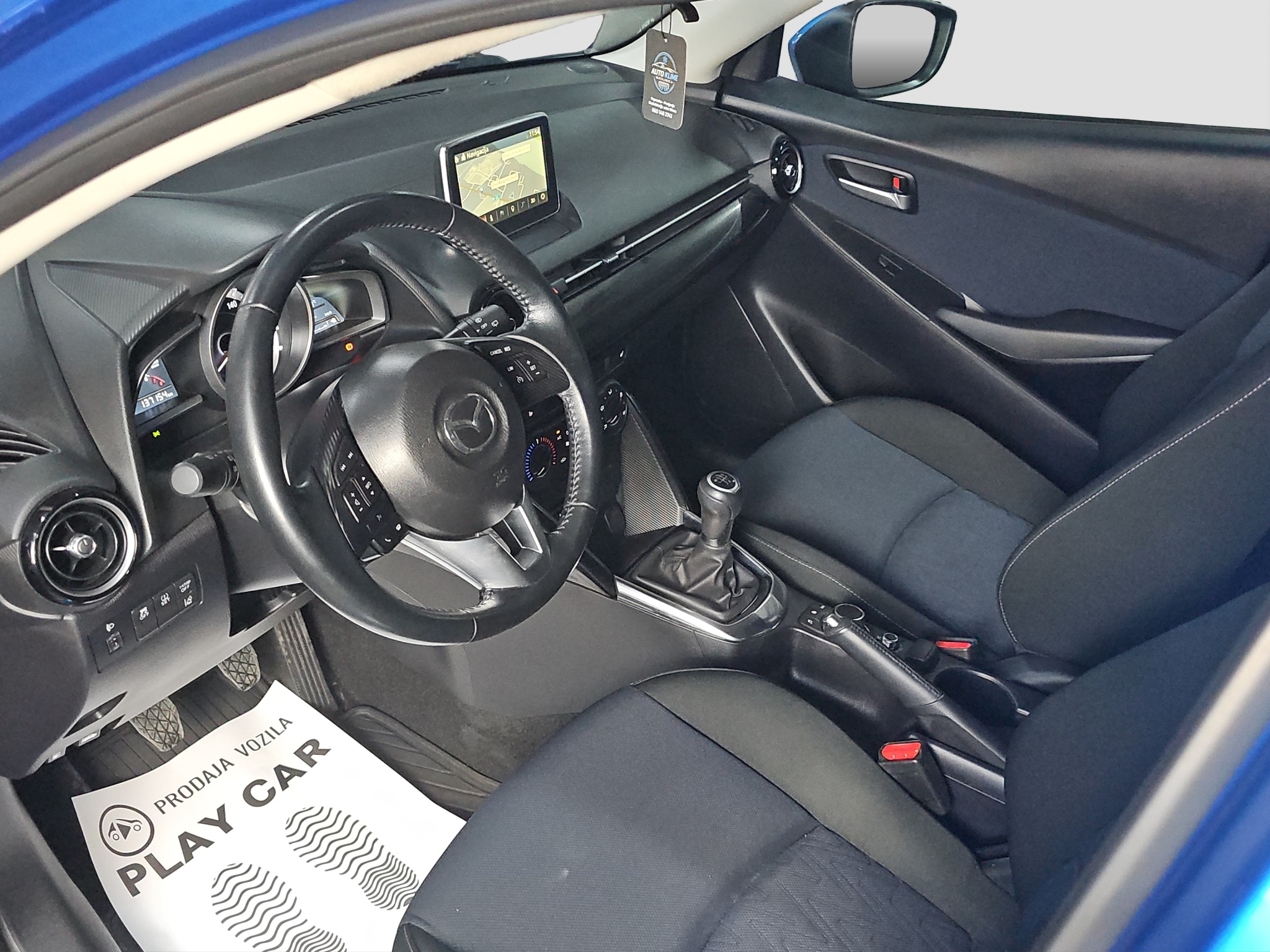 
								Mazda 2 full									