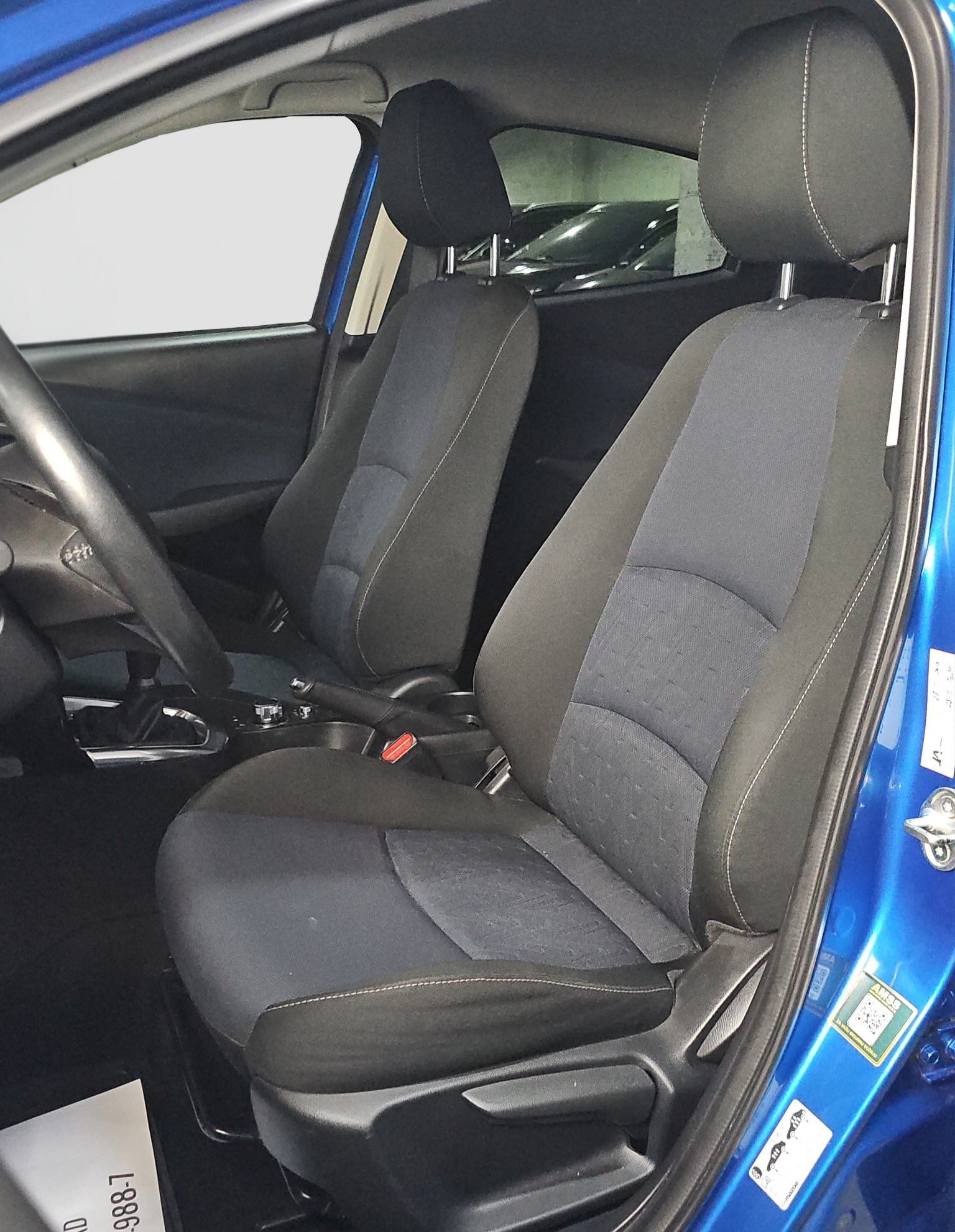 
								Mazda 2 full									