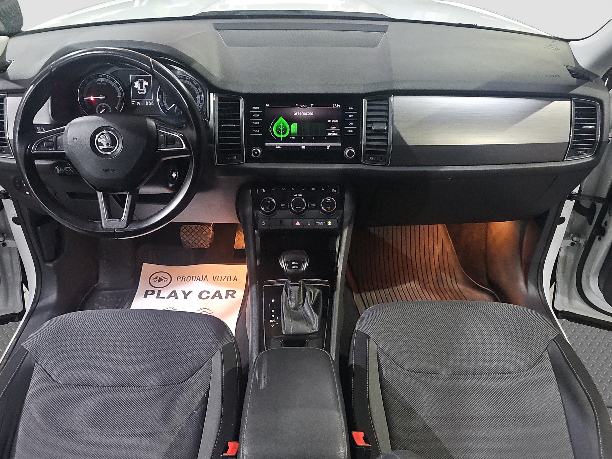 
								Škoda Kodiaq 4X4/DSG full									