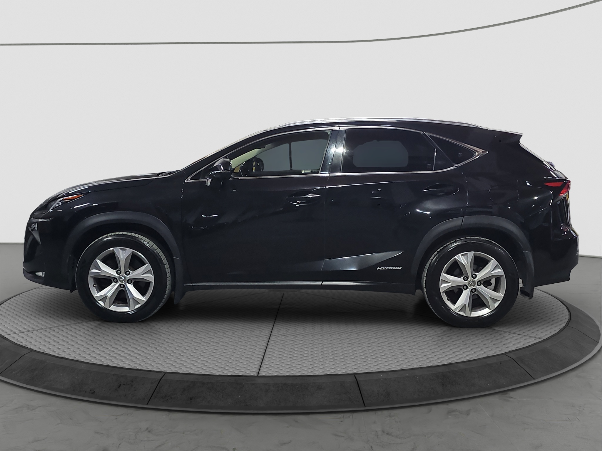 
								Lexus NX AWD/FU.LL full									