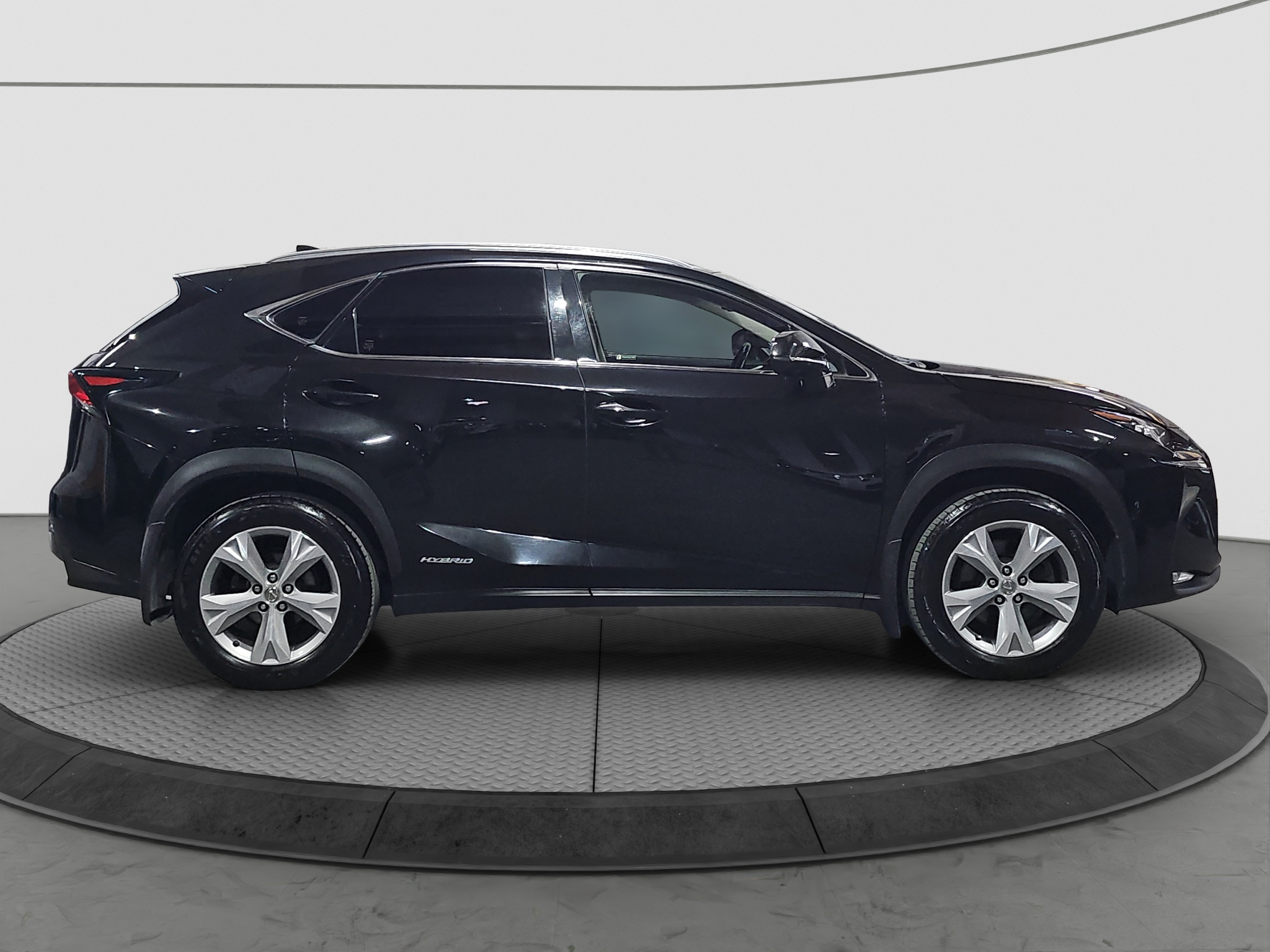 
								Lexus NX AWD/FU.LL full									