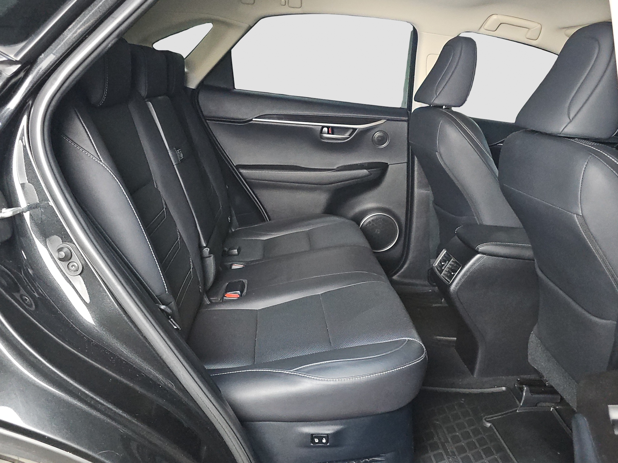 
								Lexus NX AWD/FU.LL full									