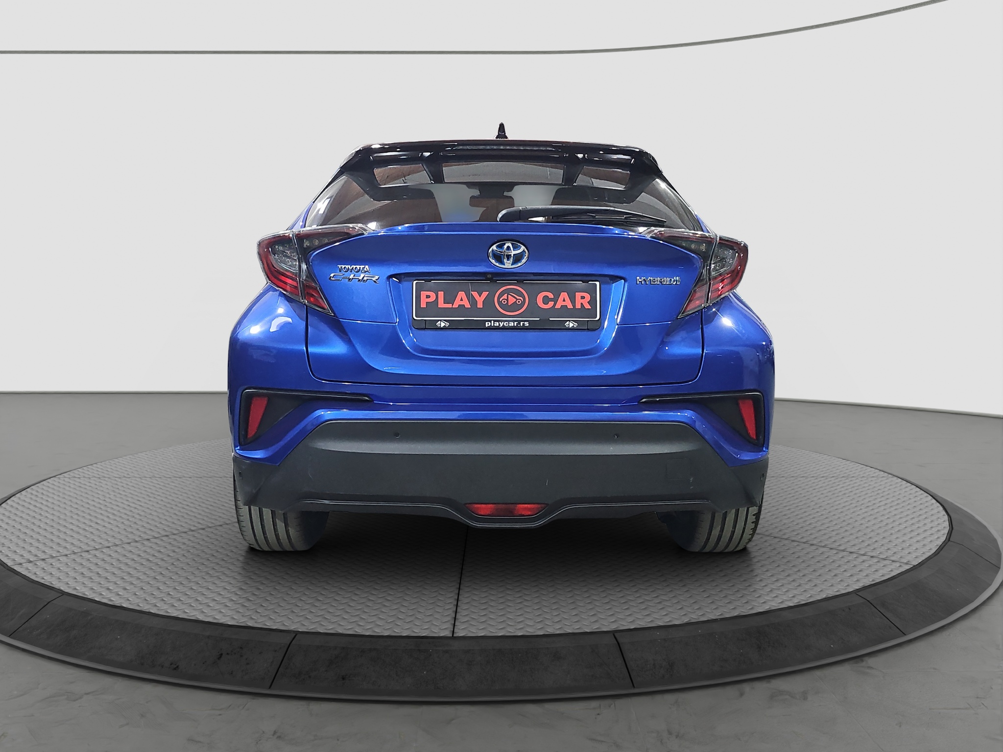 
								Toyota C-HR full									
