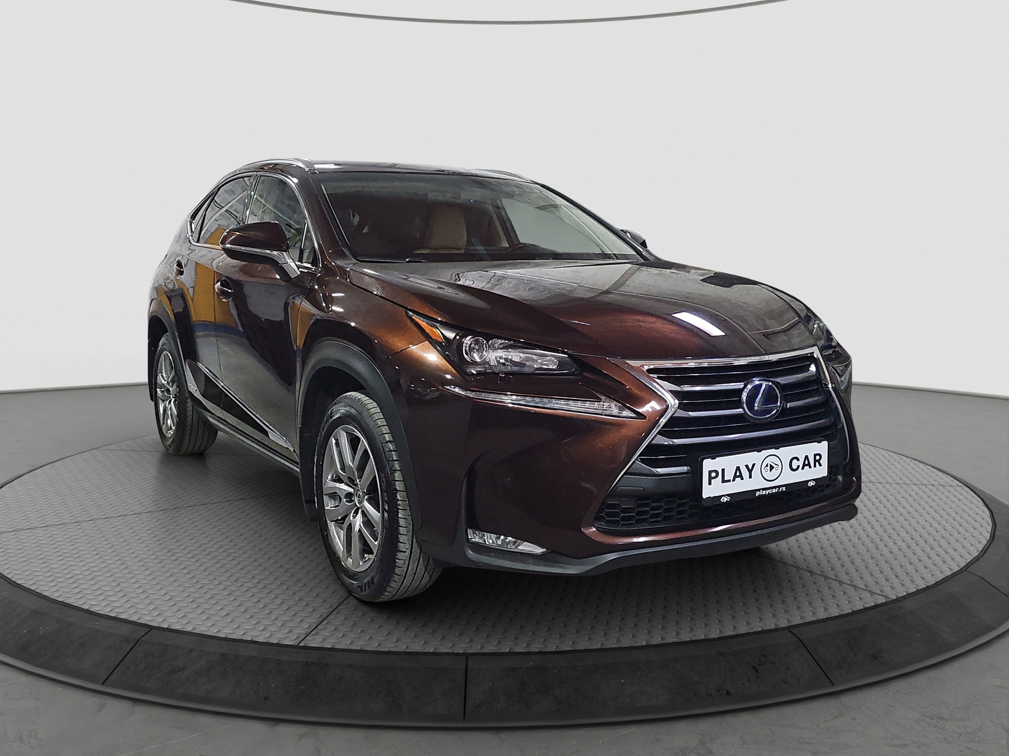 
								Lexus NX 4X4/T.O.P full									
