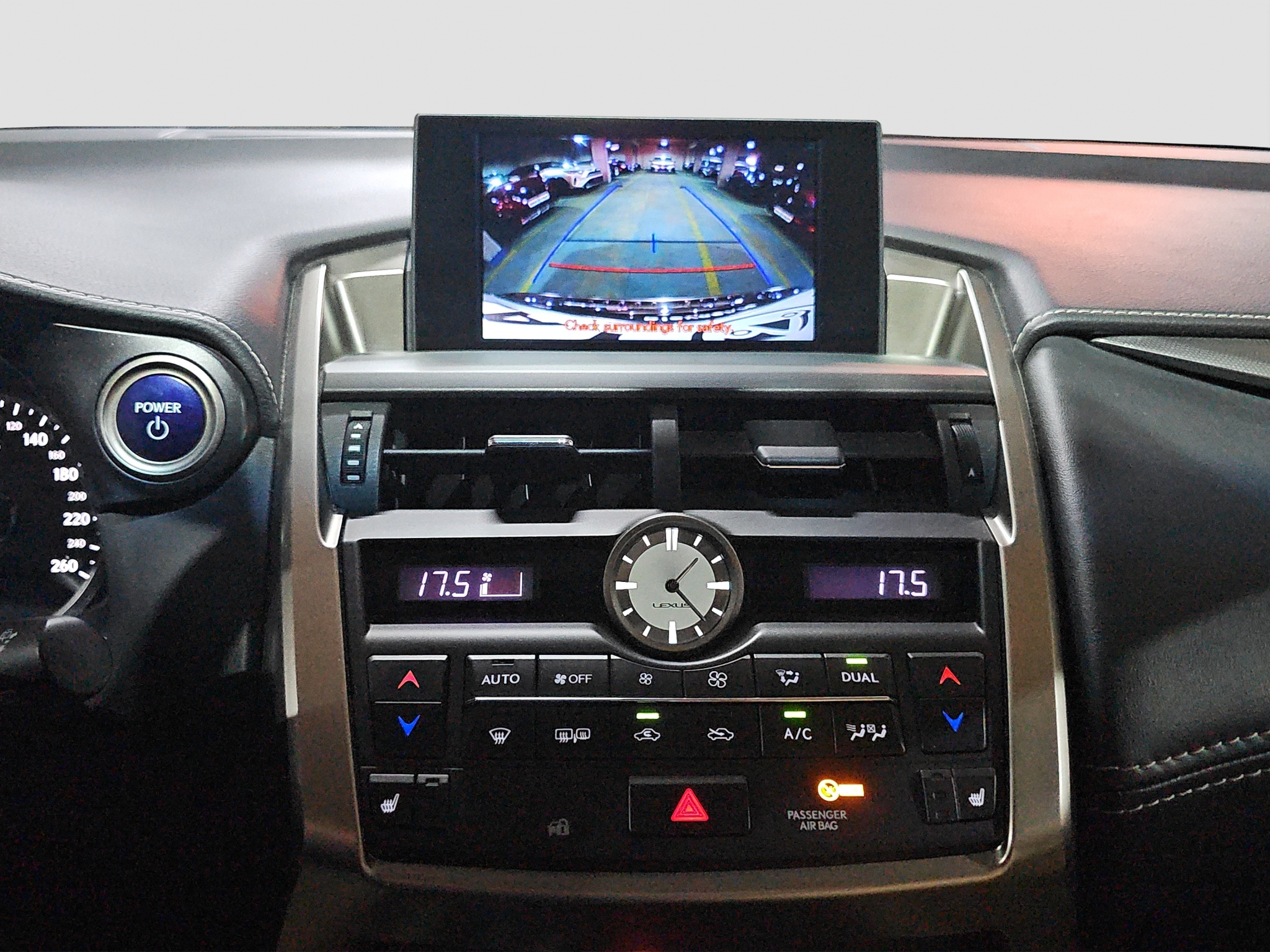 
								Lexus NX 4X4/T.O.P full									