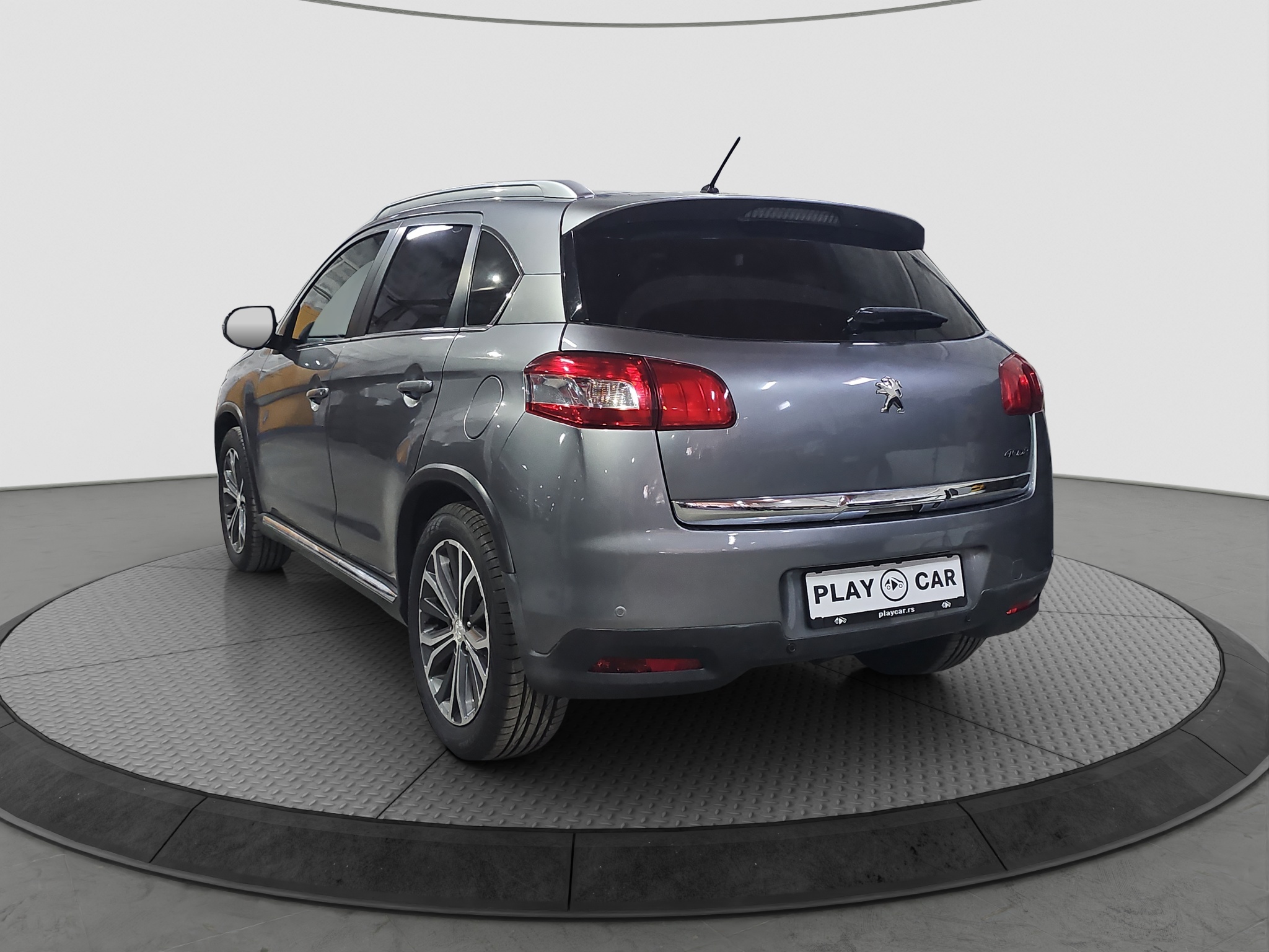 
								Peugeot 4008 AWD/PANO/FUL.L full									
