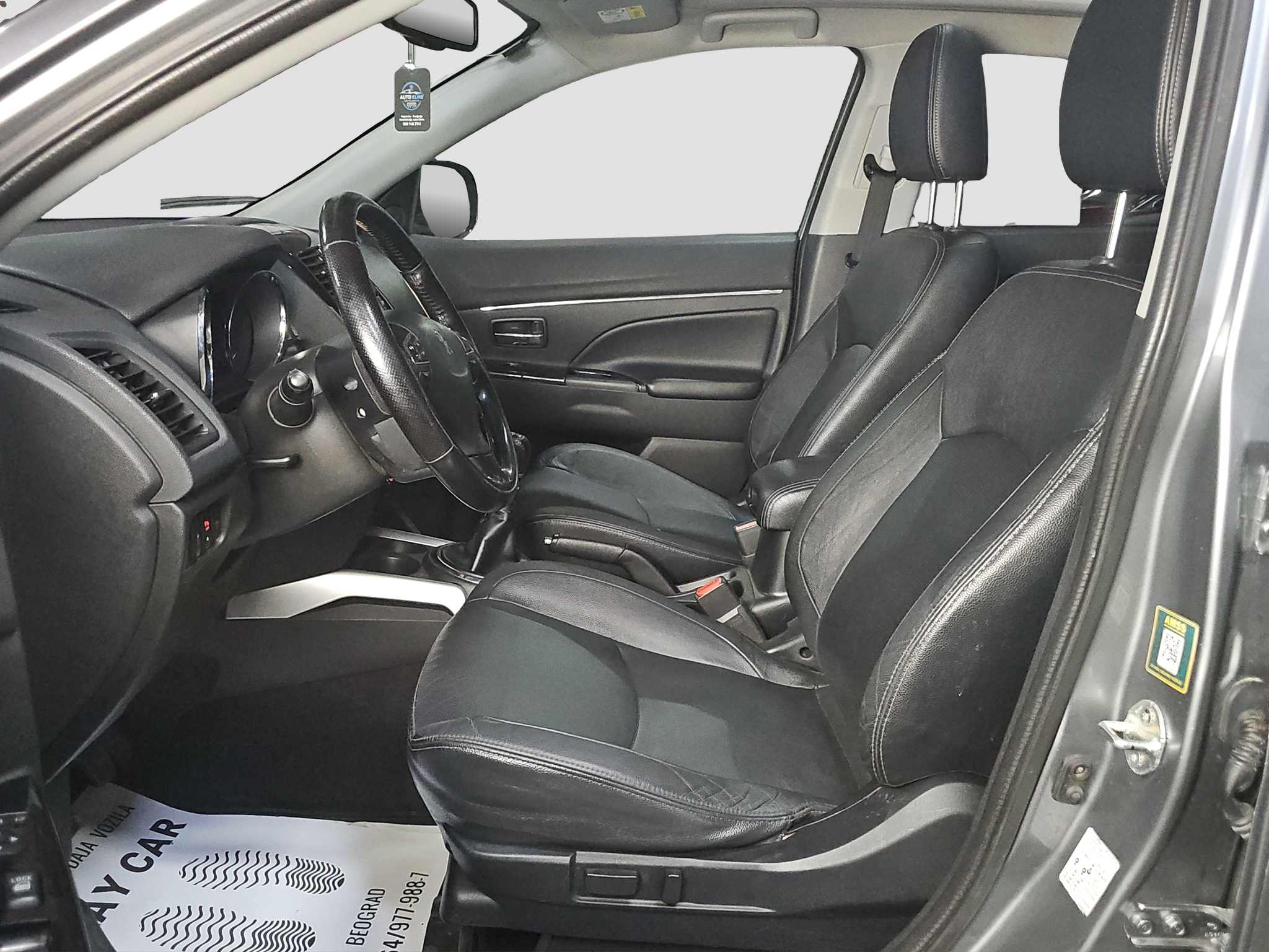 
								Peugeot 4008 AWD/PANO/FUL.L full									