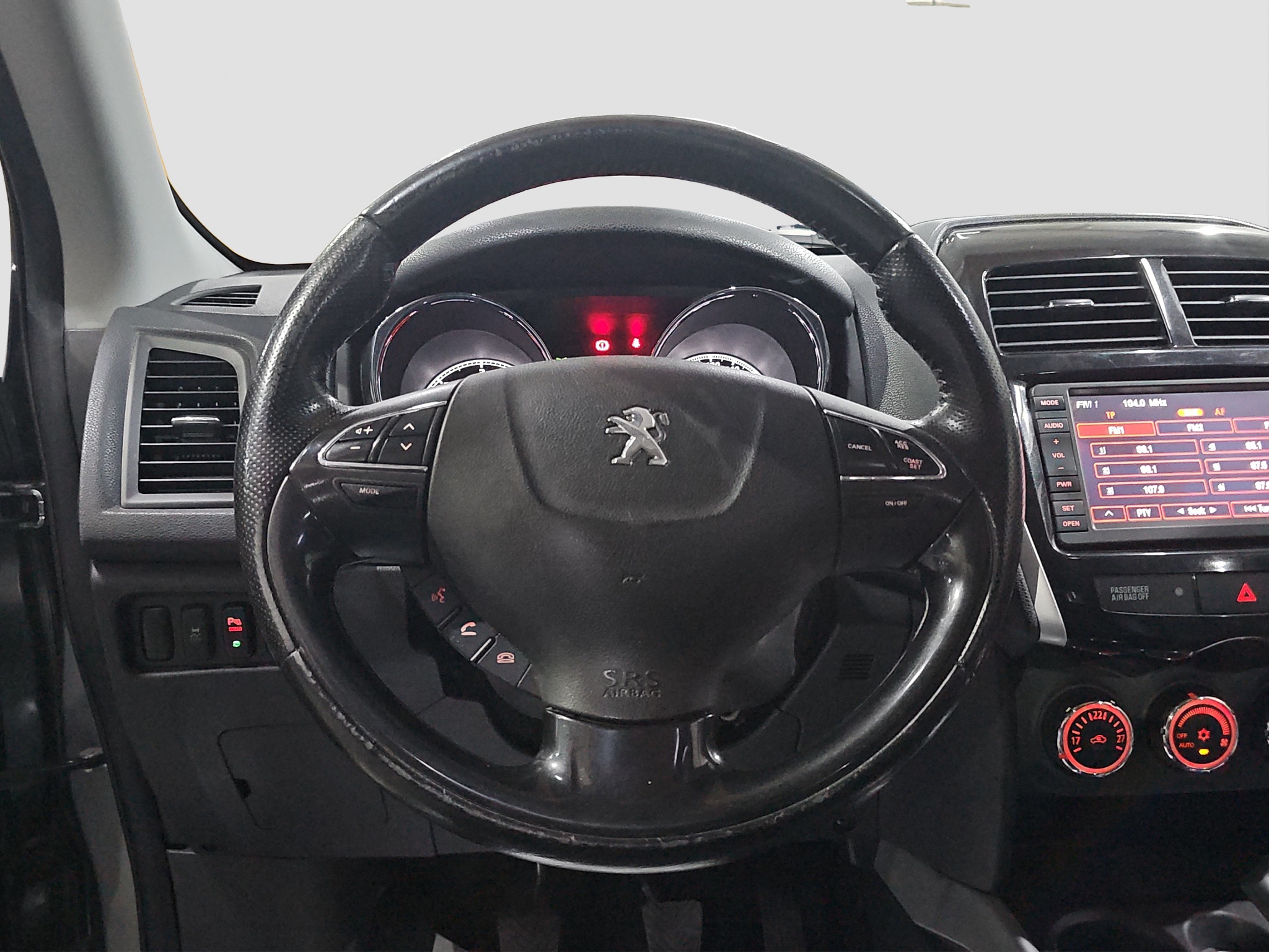 
								Peugeot 4008 AWD/PANO/FUL.L full									