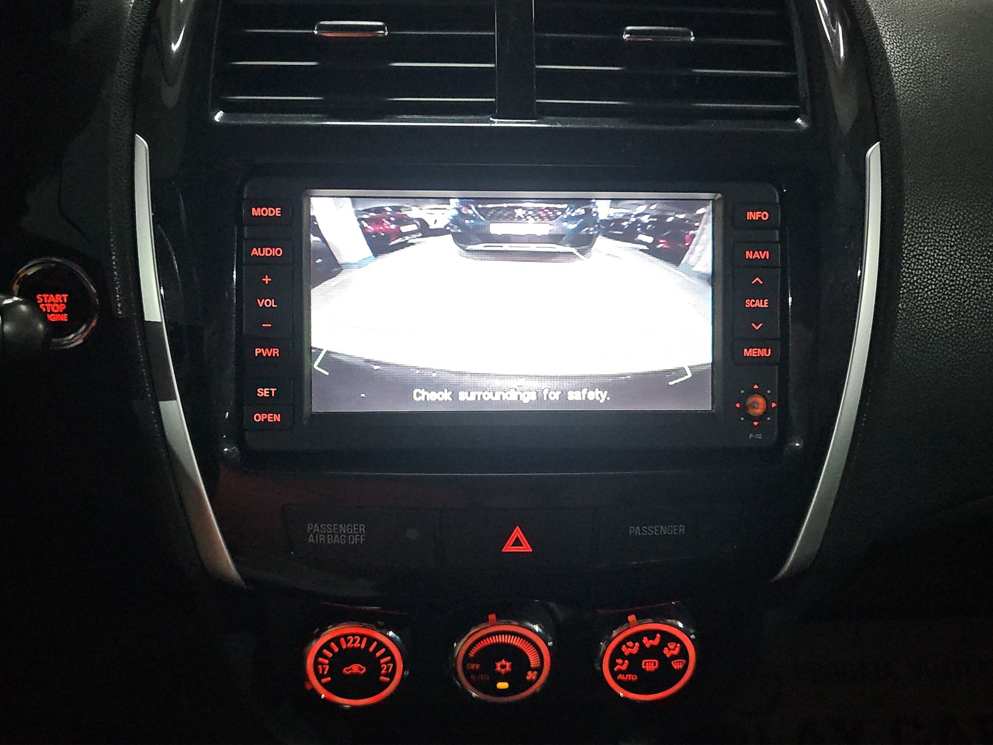 
								Peugeot 4008 AWD/PANO/FUL.L full									