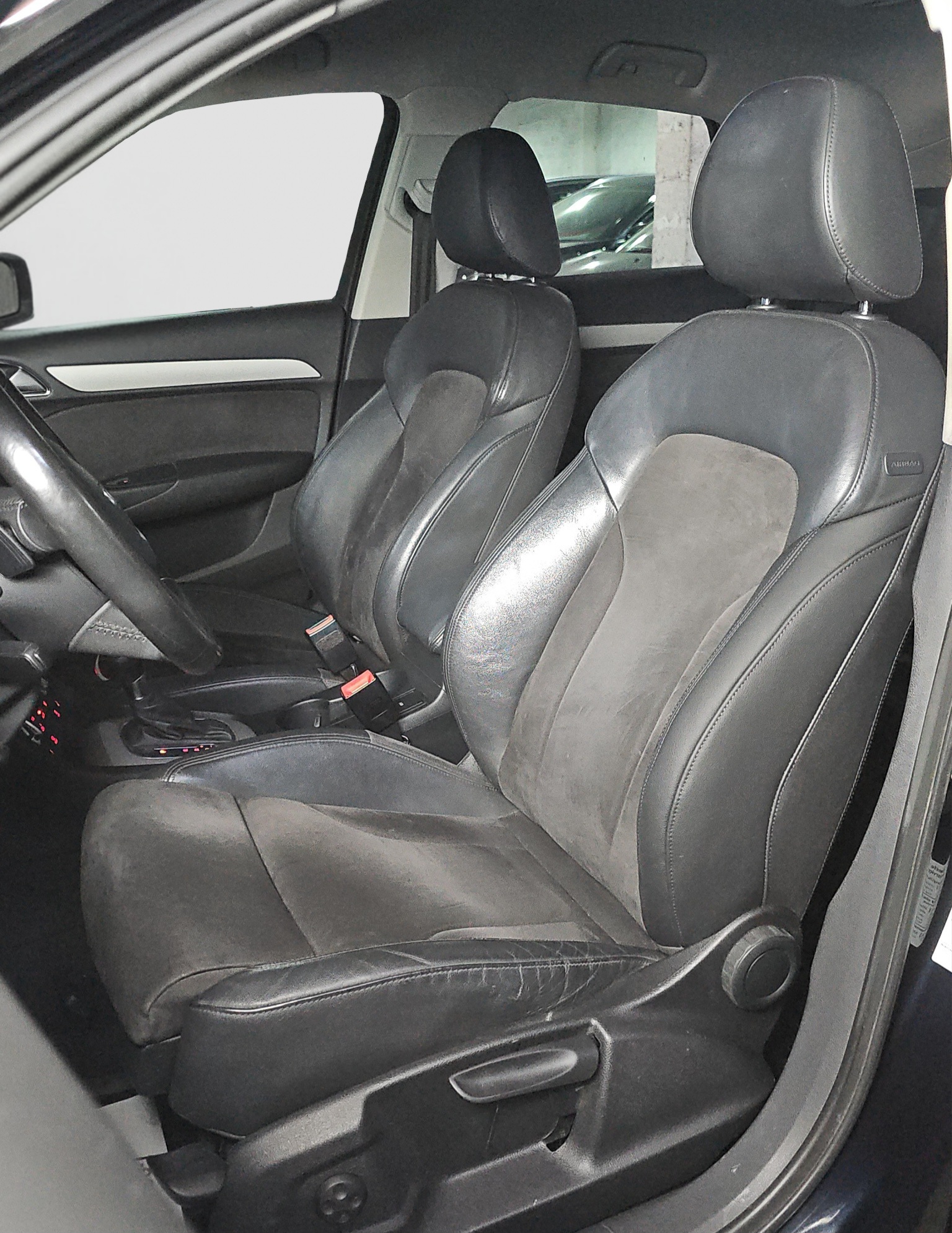 
								Audi Q3 S-line/4×4/AUTO full									