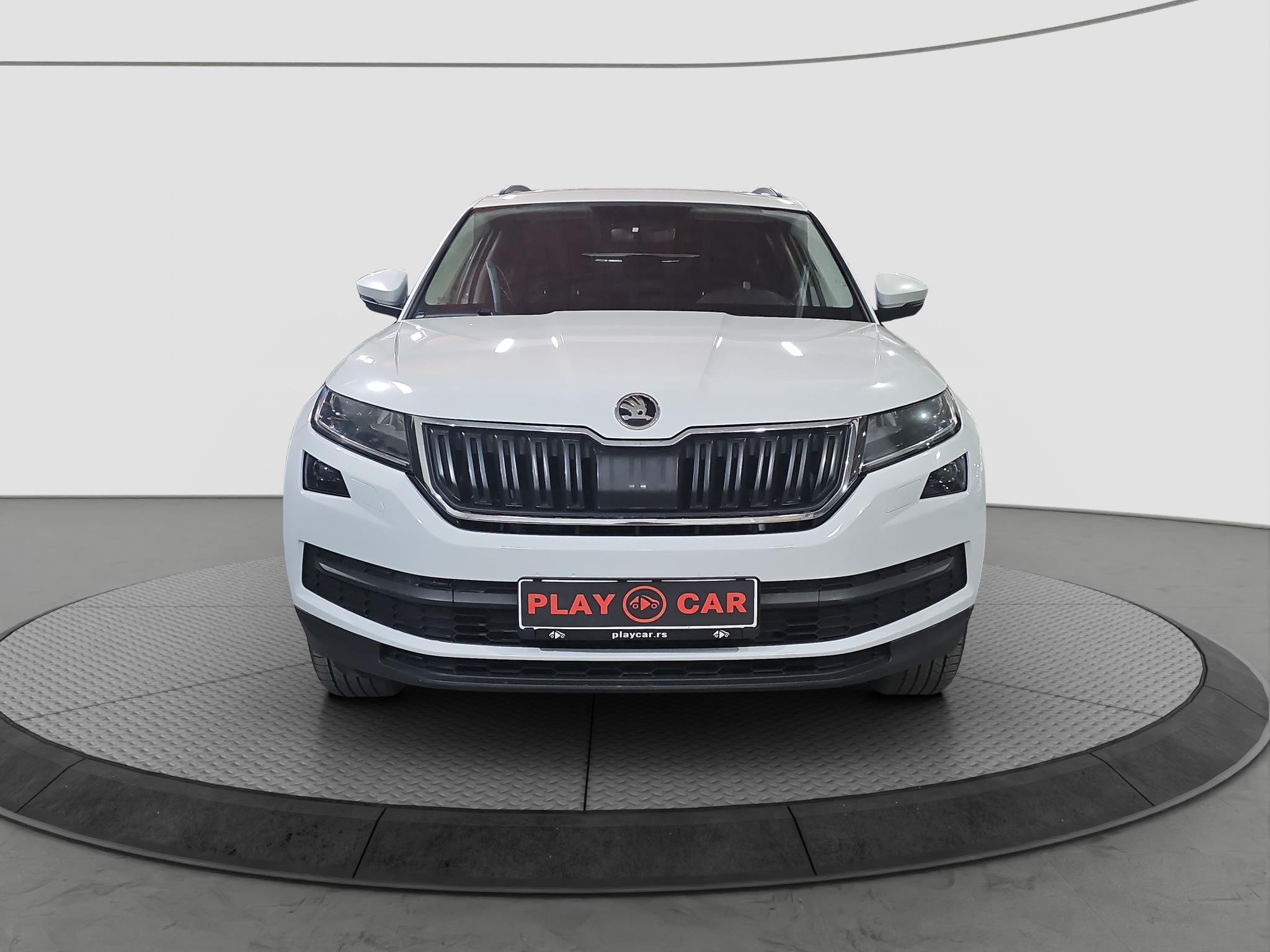
								Škoda Kodiaq 4X4/DSG full									
