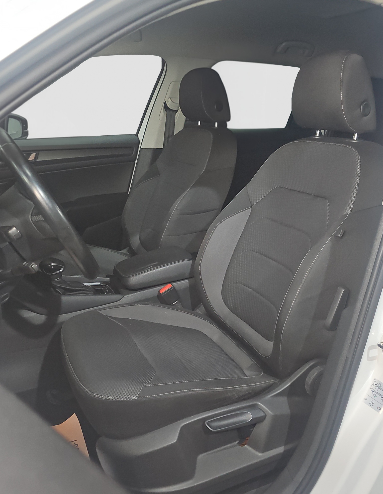 
								Škoda Kodiaq 4X4/DSG full									