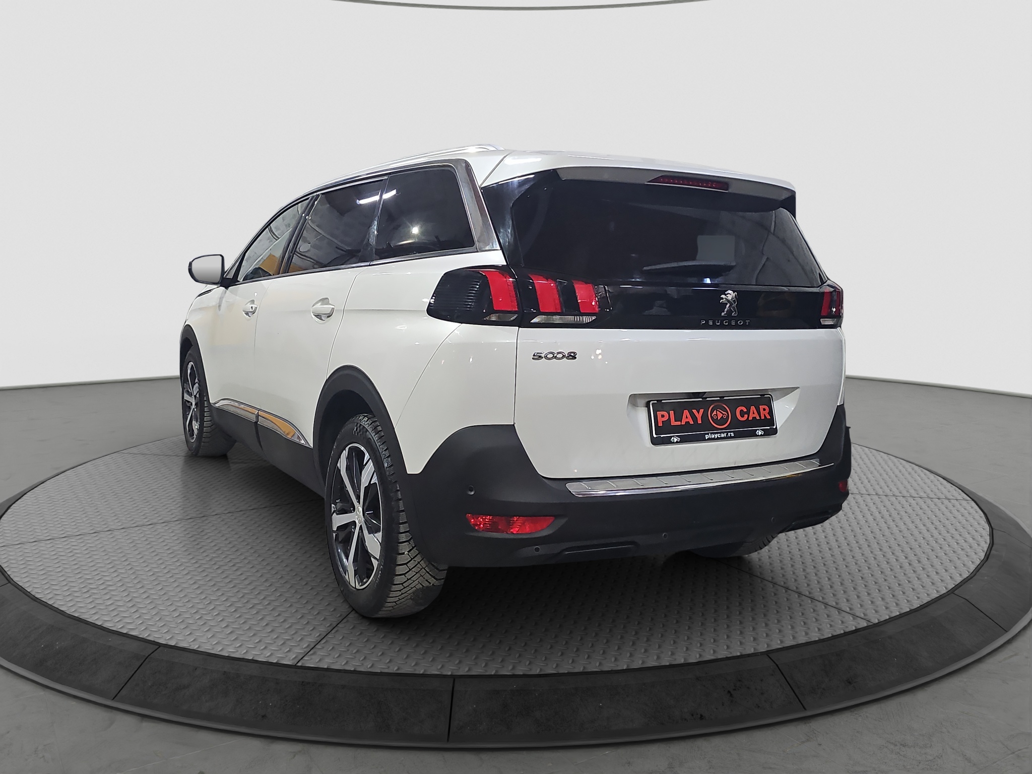 
								Peugeot 5008 7.sed/VIRT/AUT full									