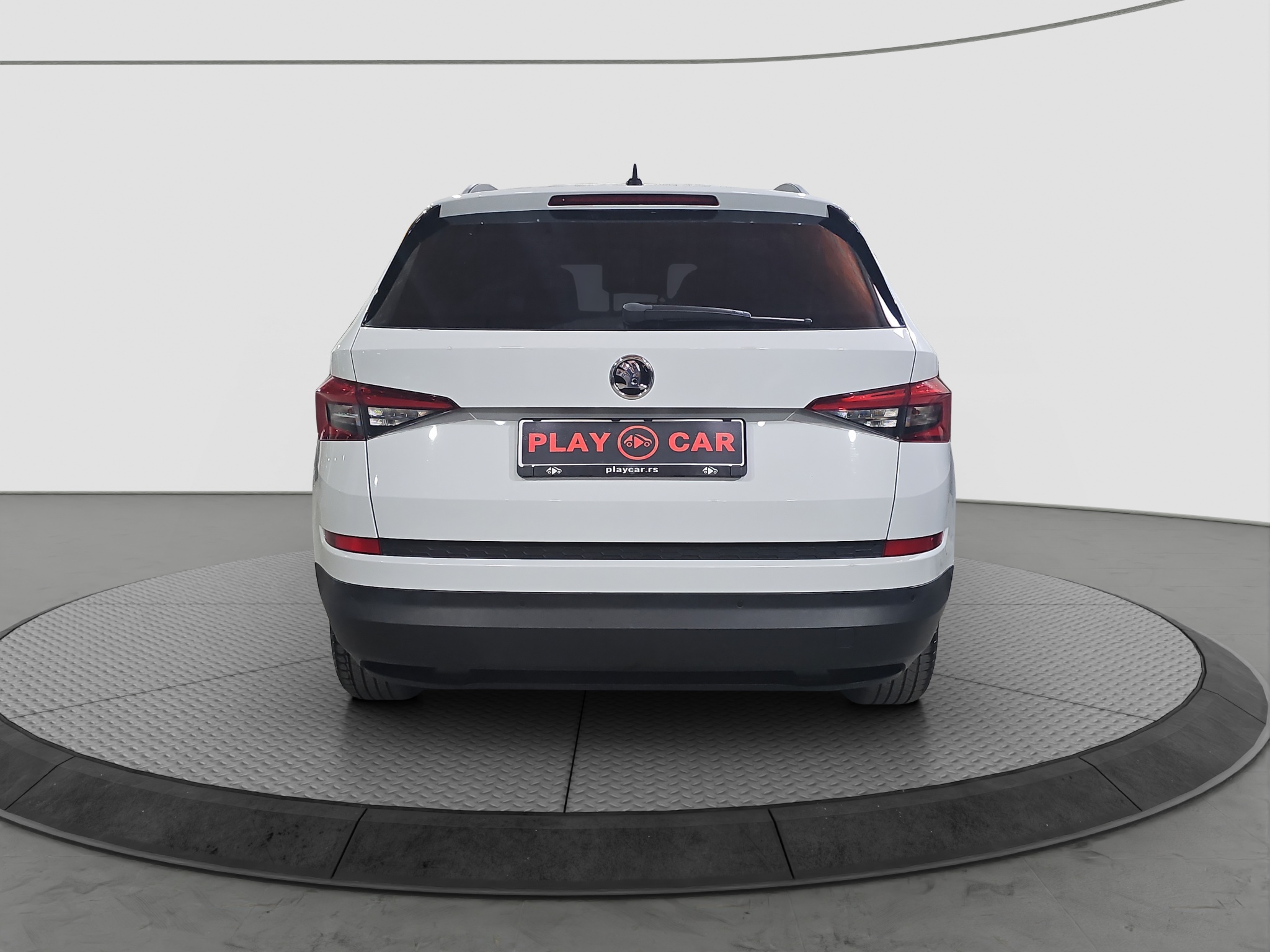 
								Škoda Kodiaq 4X4/DSG full									