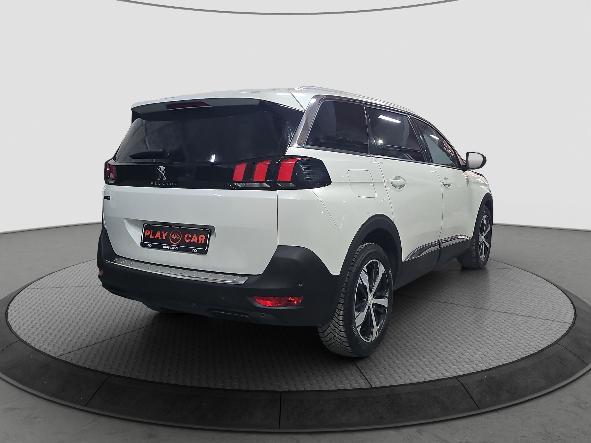 
								Peugeot 5008 7.sed/VIRT/AUT full									