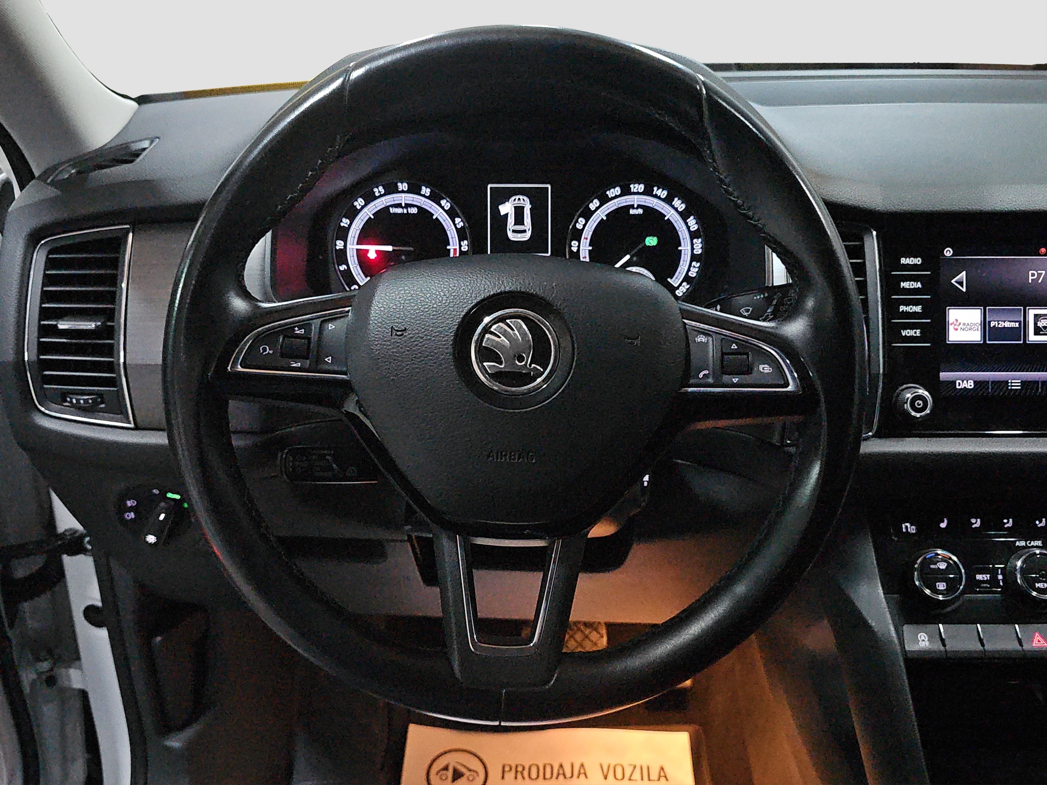 
								Škoda Kodiaq 4X4/DSG full									