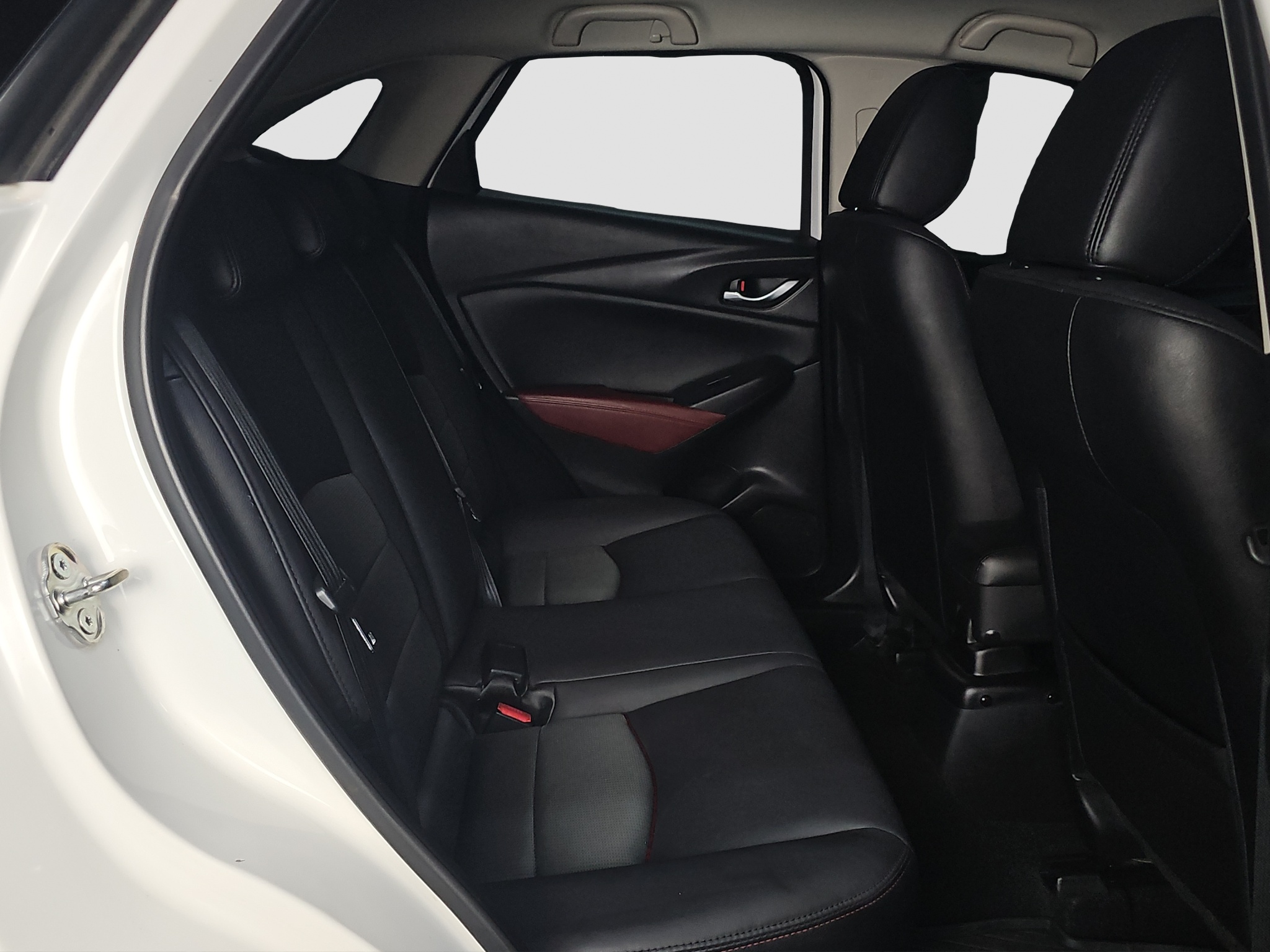 
								Mazda CX-3 FU.LL/AUTO full									