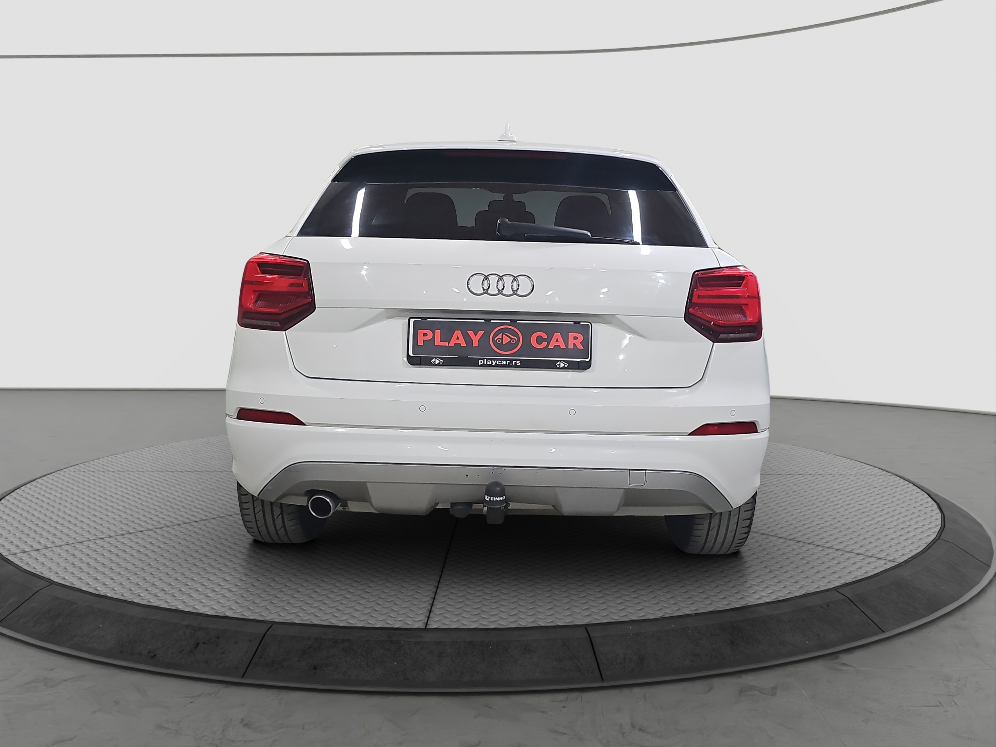 
								Audi Q2 full									