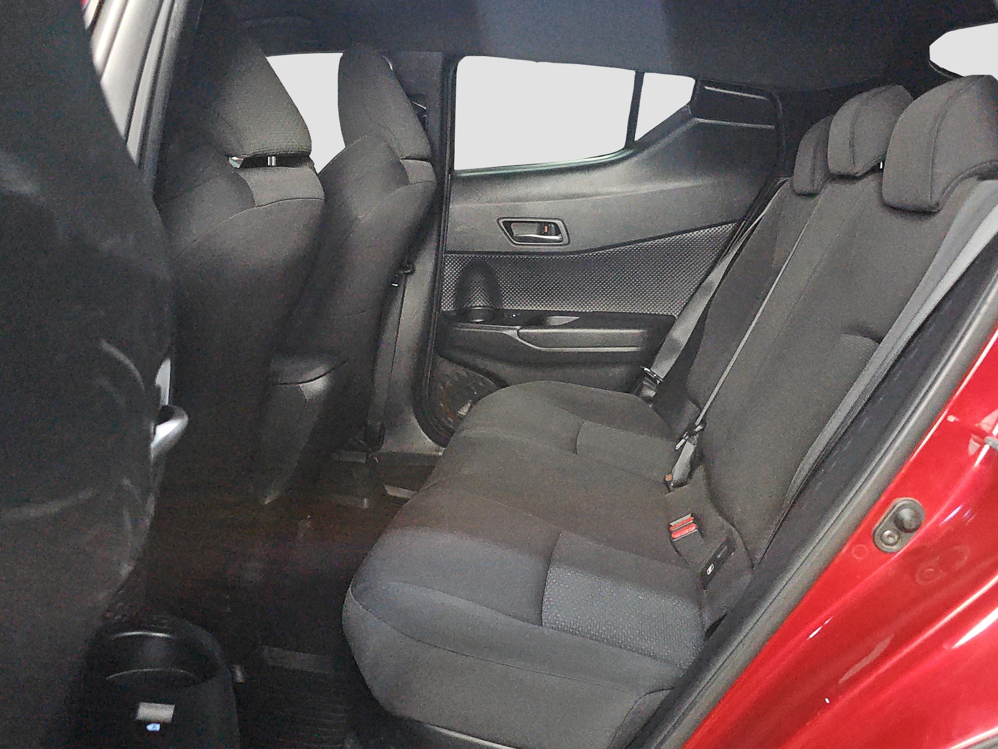 
								Toyota C-HR T.O.P. full									