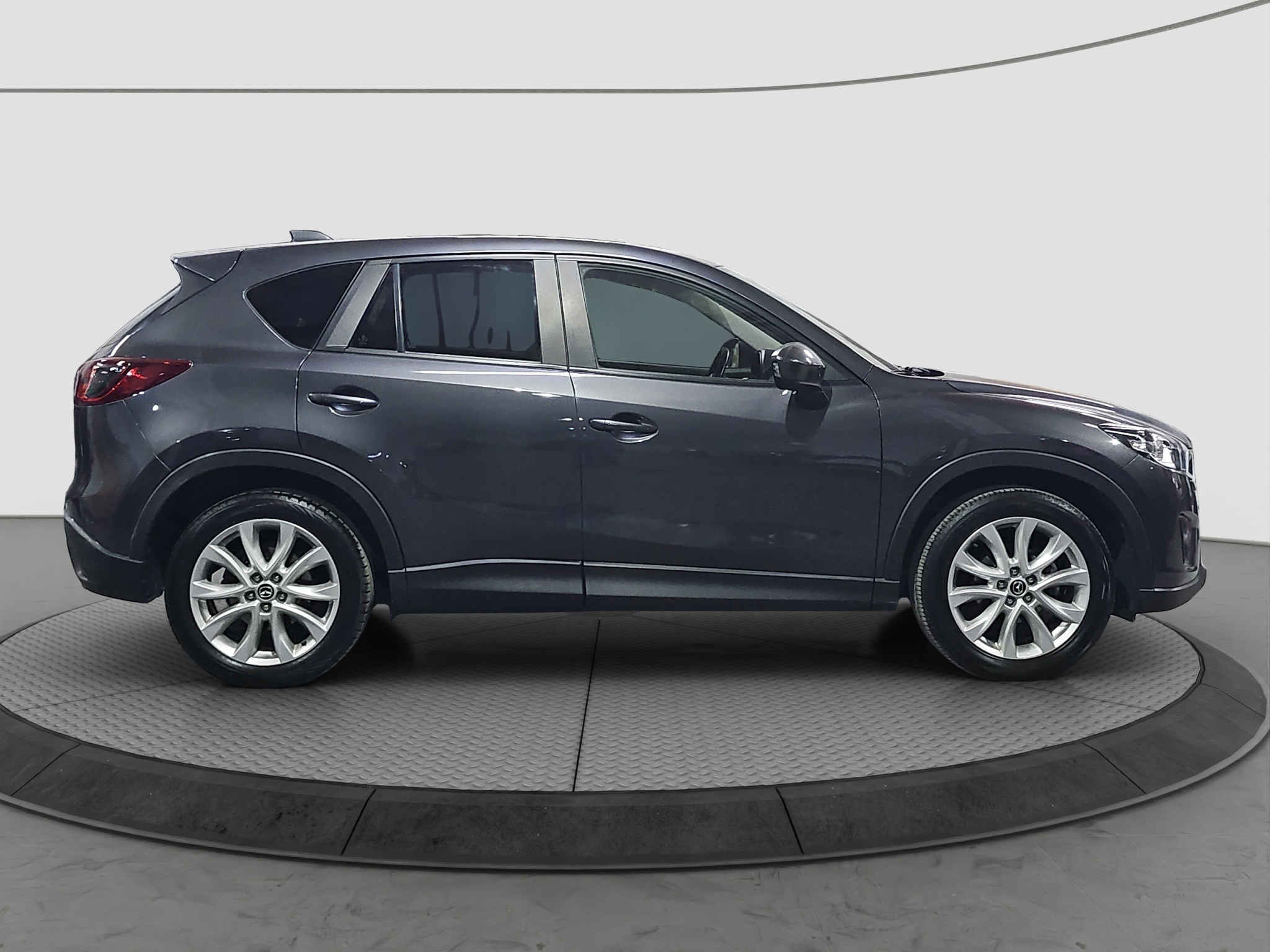 
								Mazda CX-5 AWD/0DLIČNA full									