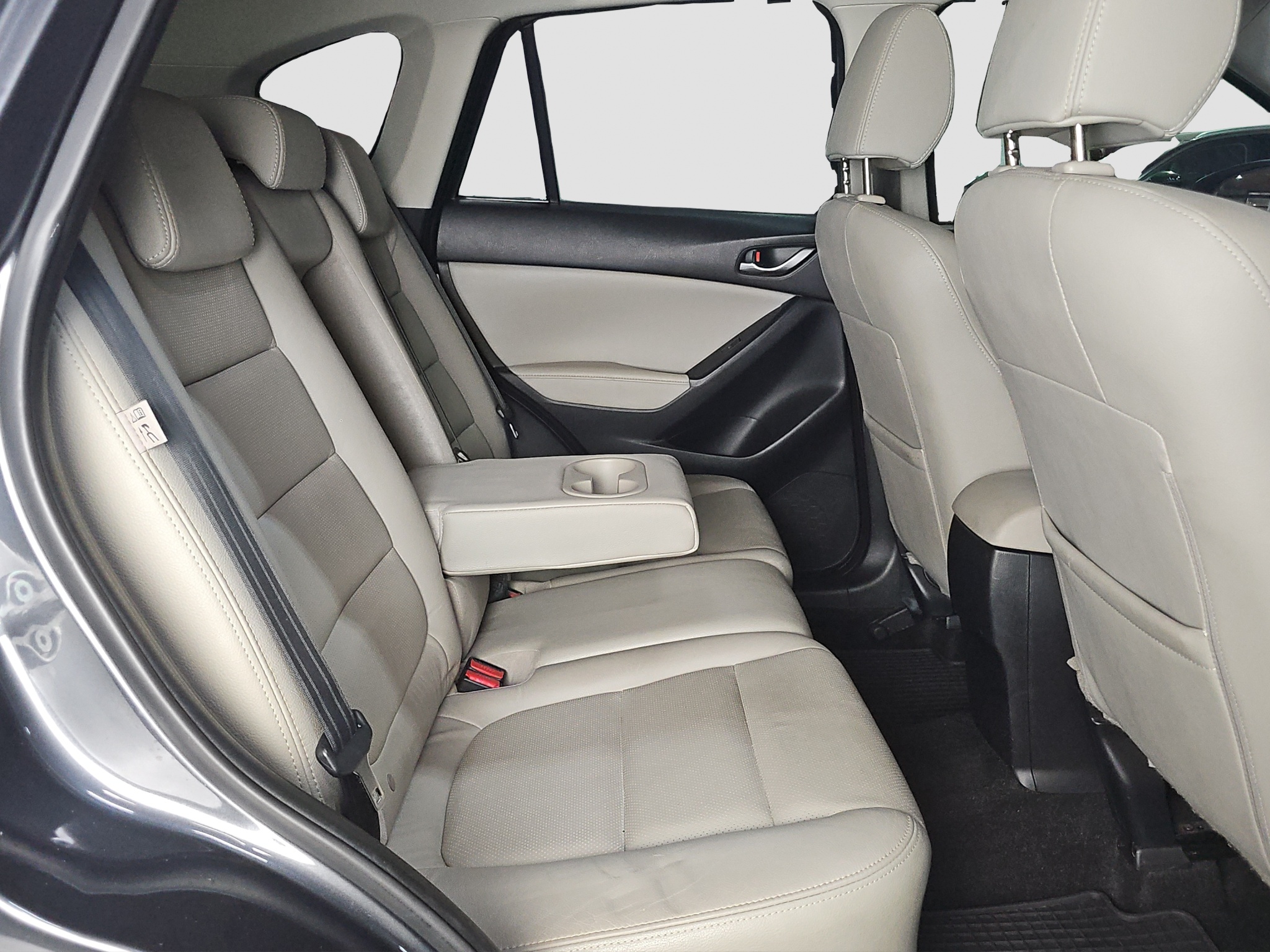 
								Mazda CX-5 AWD/0DLIČNA full									