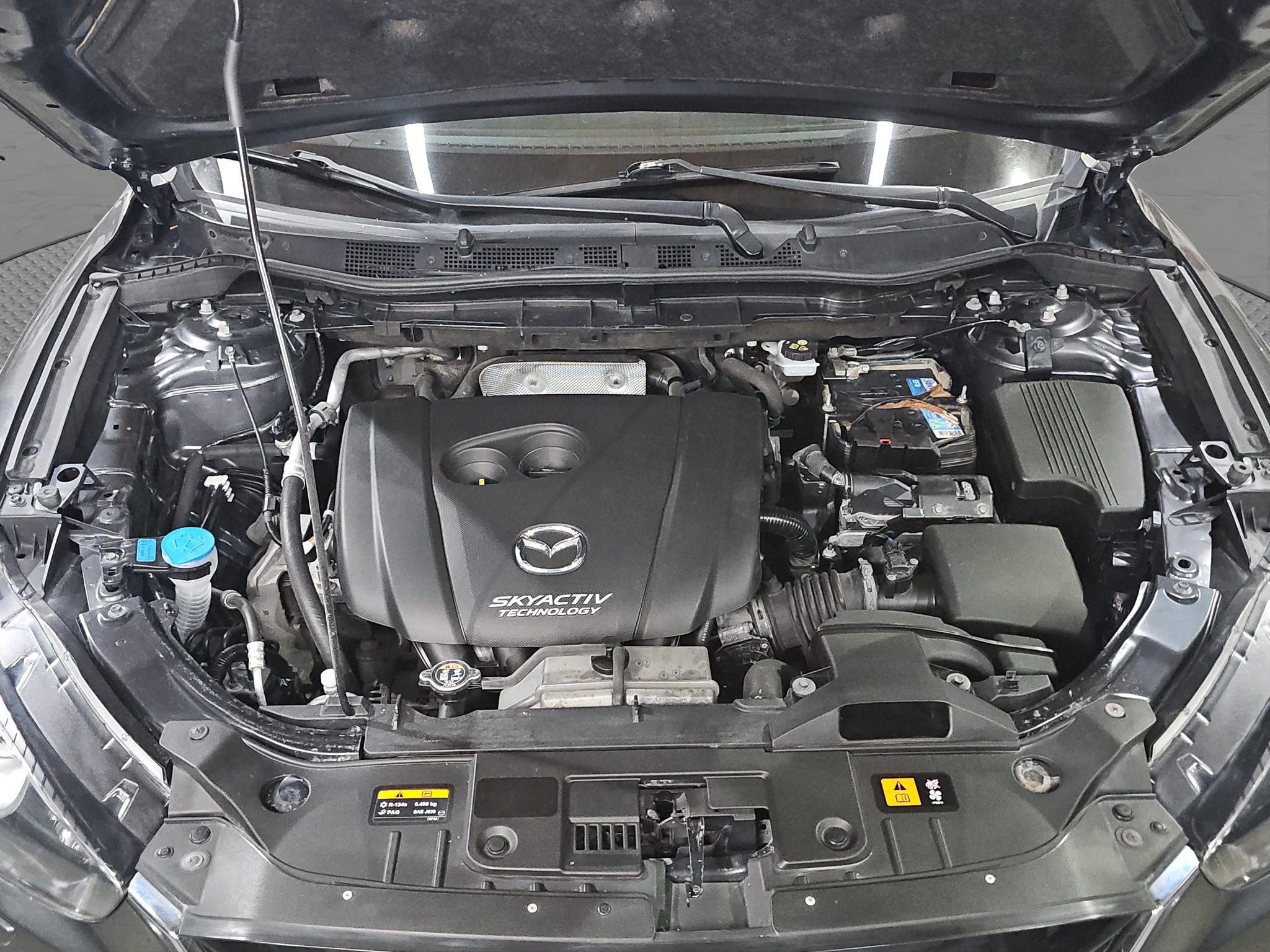 
								Mazda CX-5 AWD/0DLIČNA full									