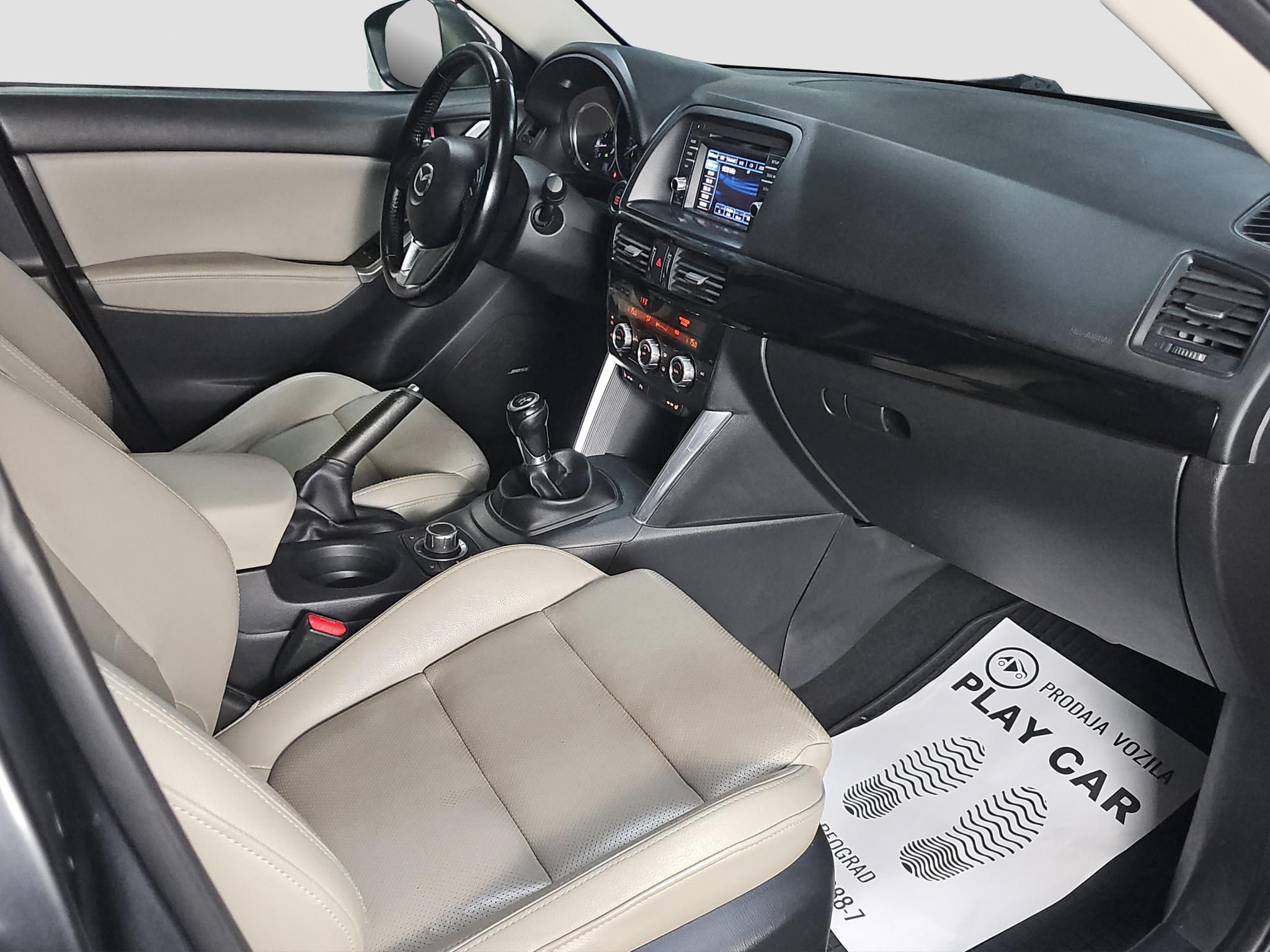 
								Mazda CX-5 AWD/0DLIČNA full									