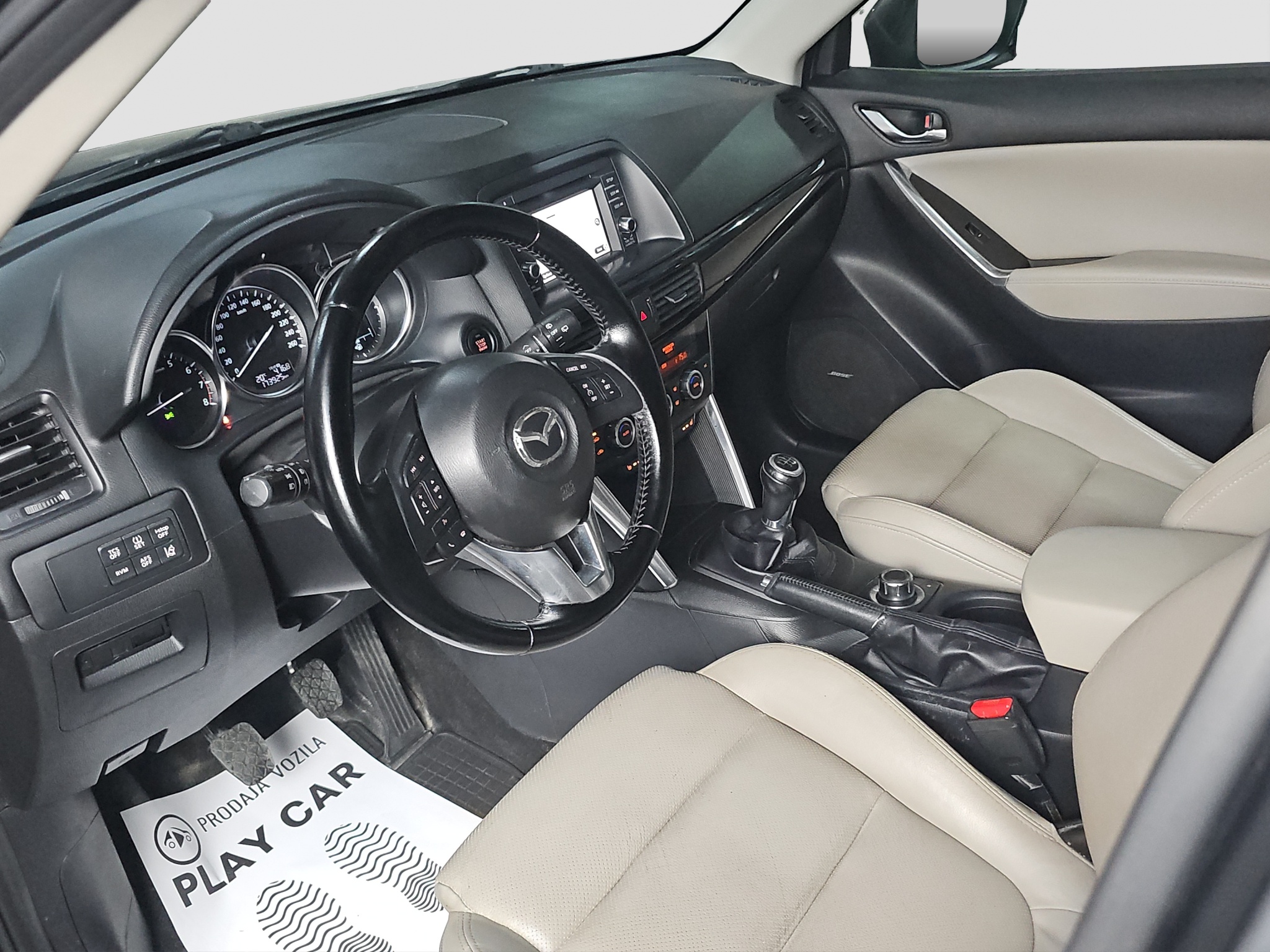 
								Mazda CX-5 AWD/0DLIČNA full									
