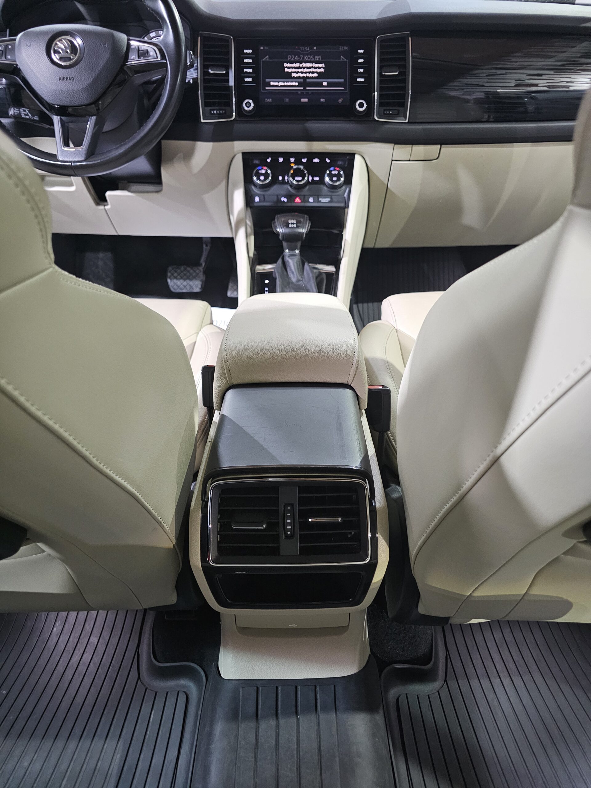 
								Škoda Kodiaq 4X4/AUTO full									