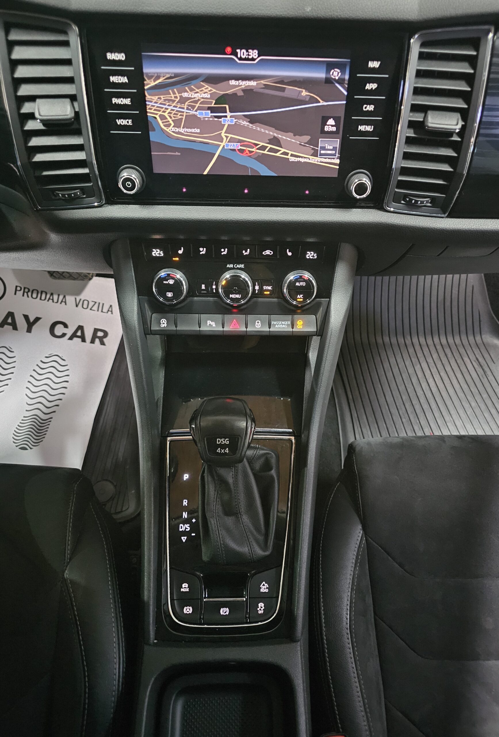 
								Škoda Kodiaq 4X4/DSG full									