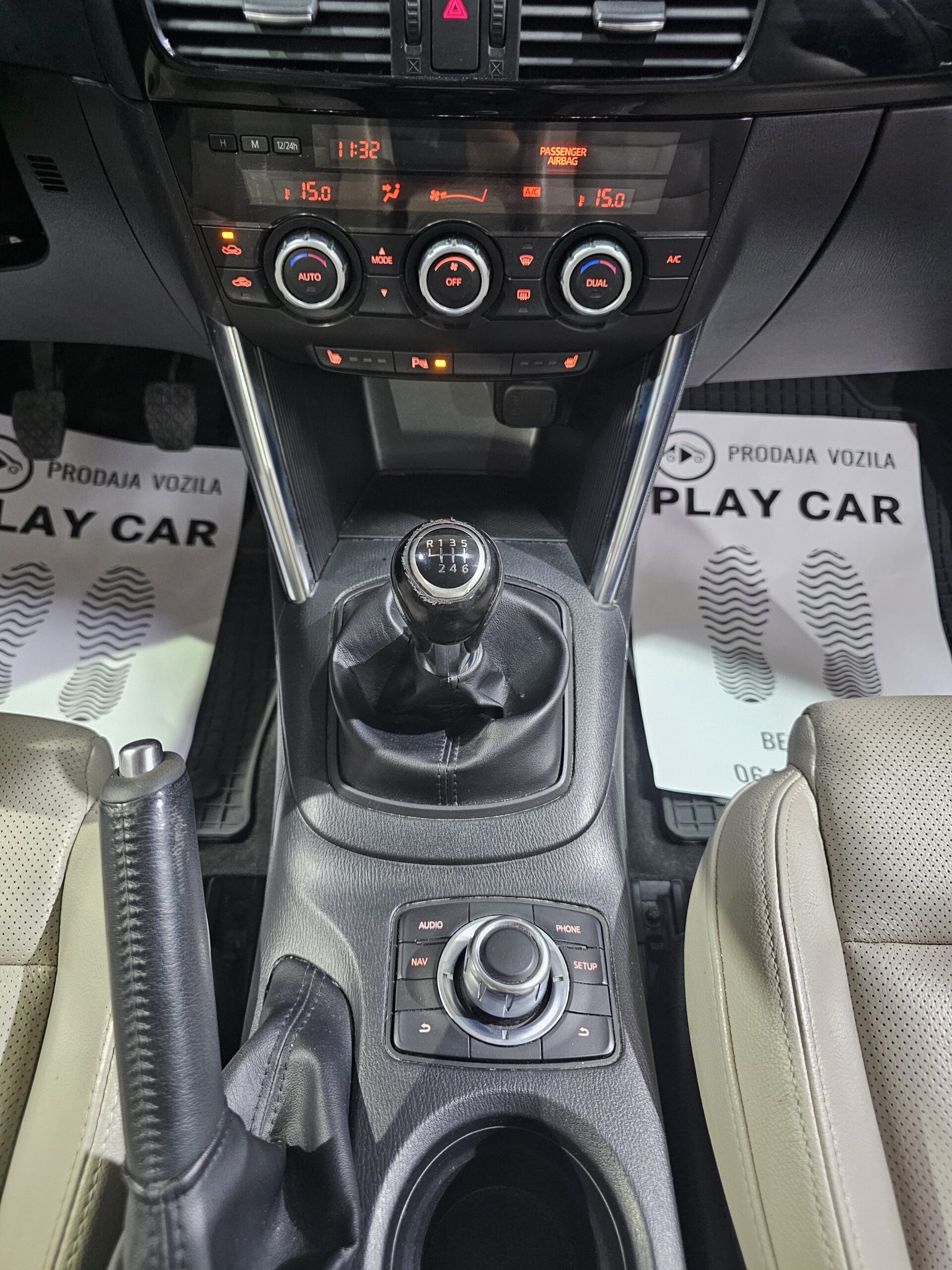 
								Mazda CX-5 AWD/0DLIČNA full									