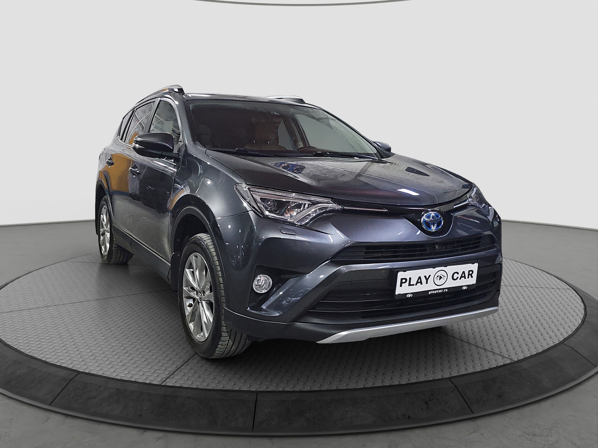 
								Toyota RAV 4 AWD/0DLIČAN full									