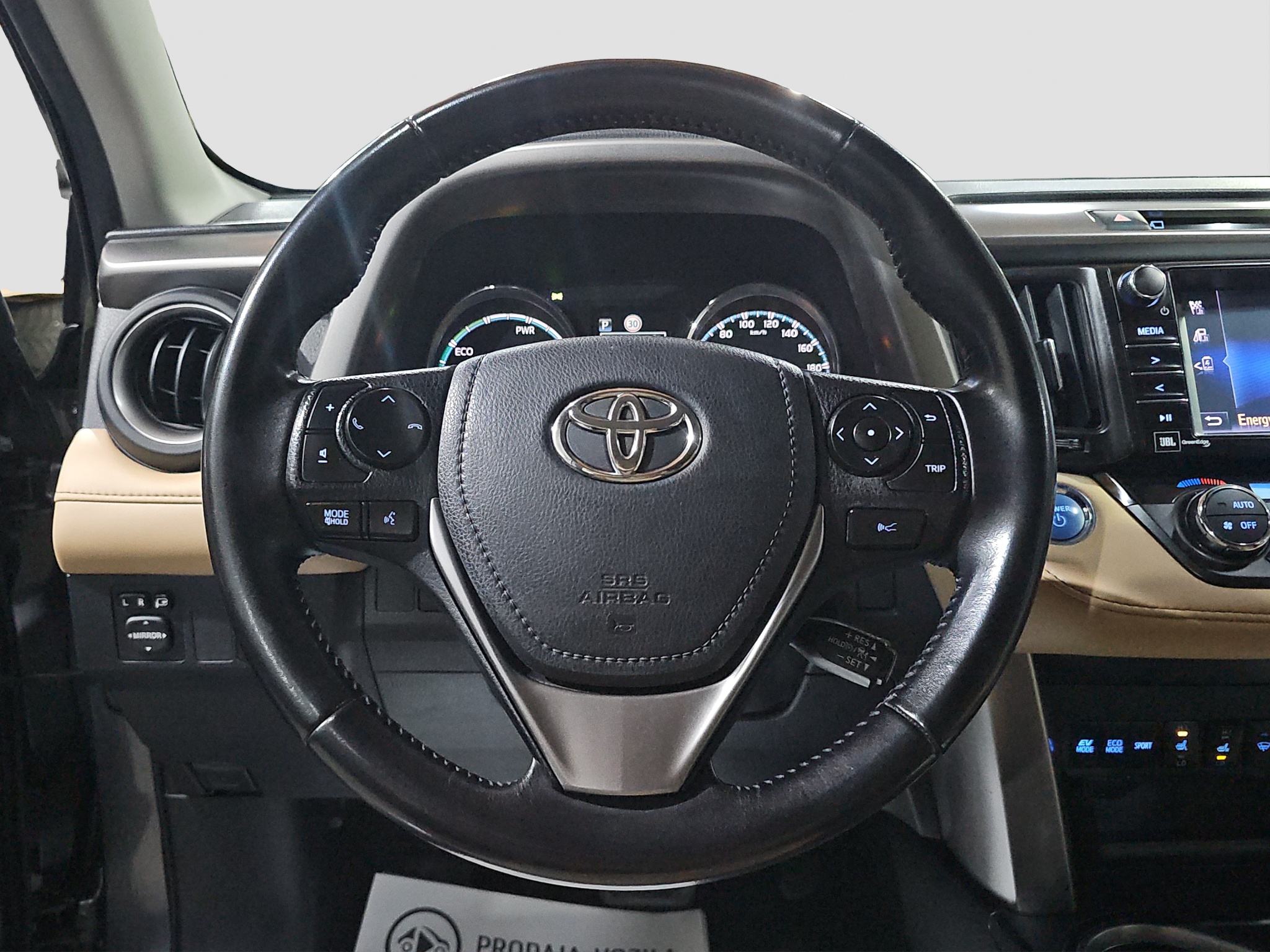
								Toyota RAV 4 AWD/0DLIČAN full									