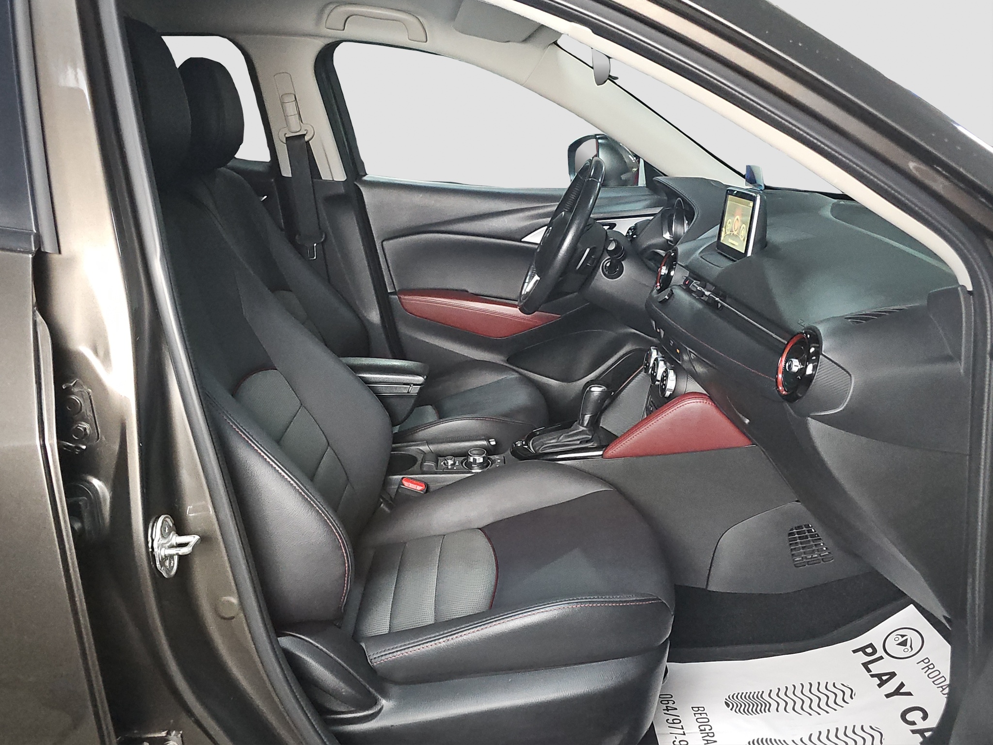 
								Mazda CX-3 AWD/AUTO full									