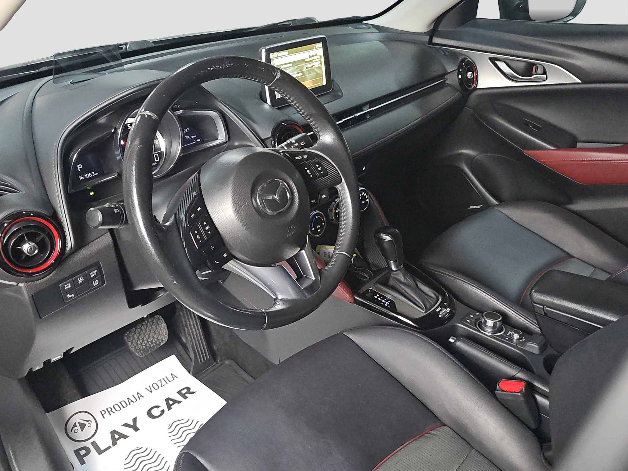 
								Mazda CX-3 AWD/AUTO full									