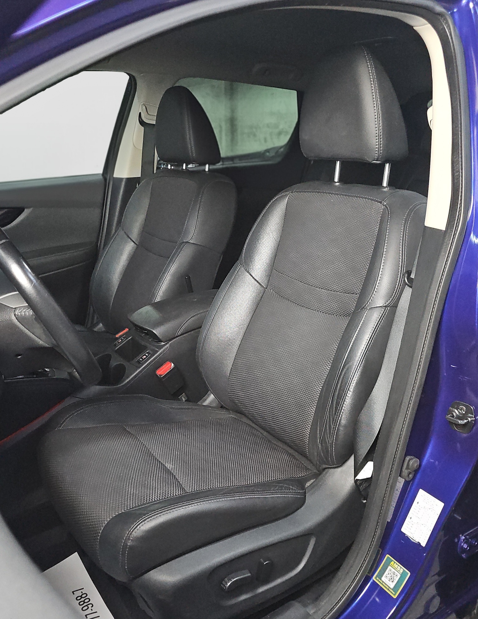
								Nissan Qashqai TEKNA full									