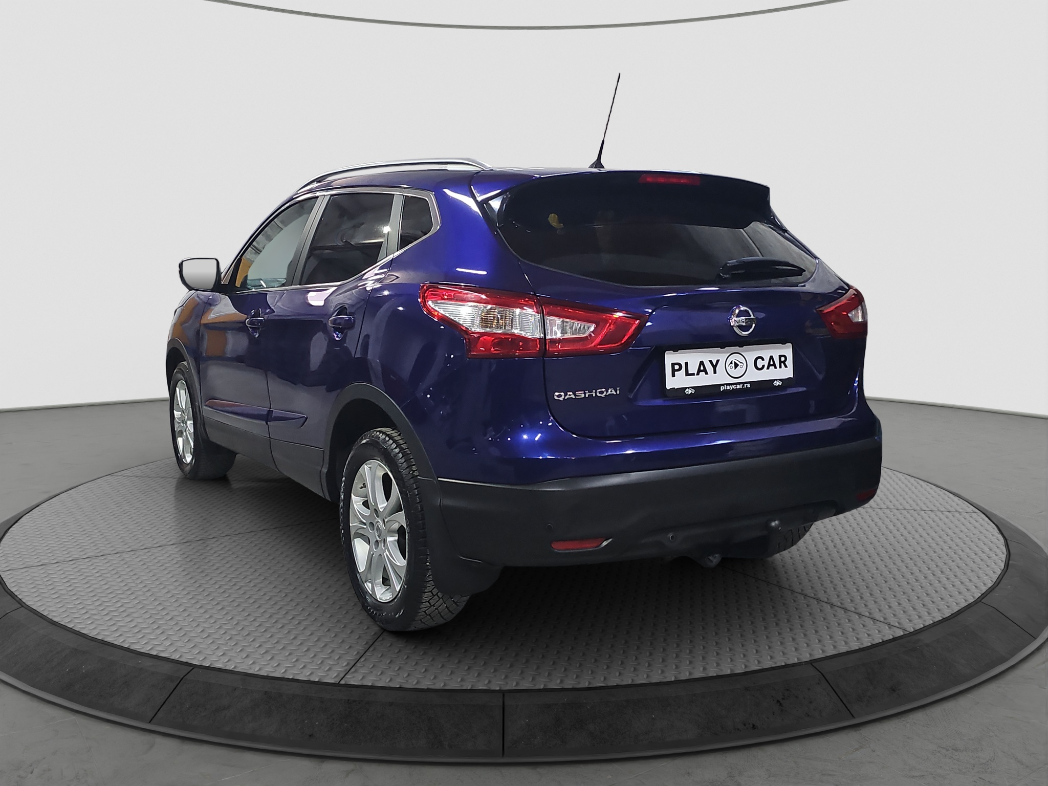 
								Nissan Qashqai TEKNA full									