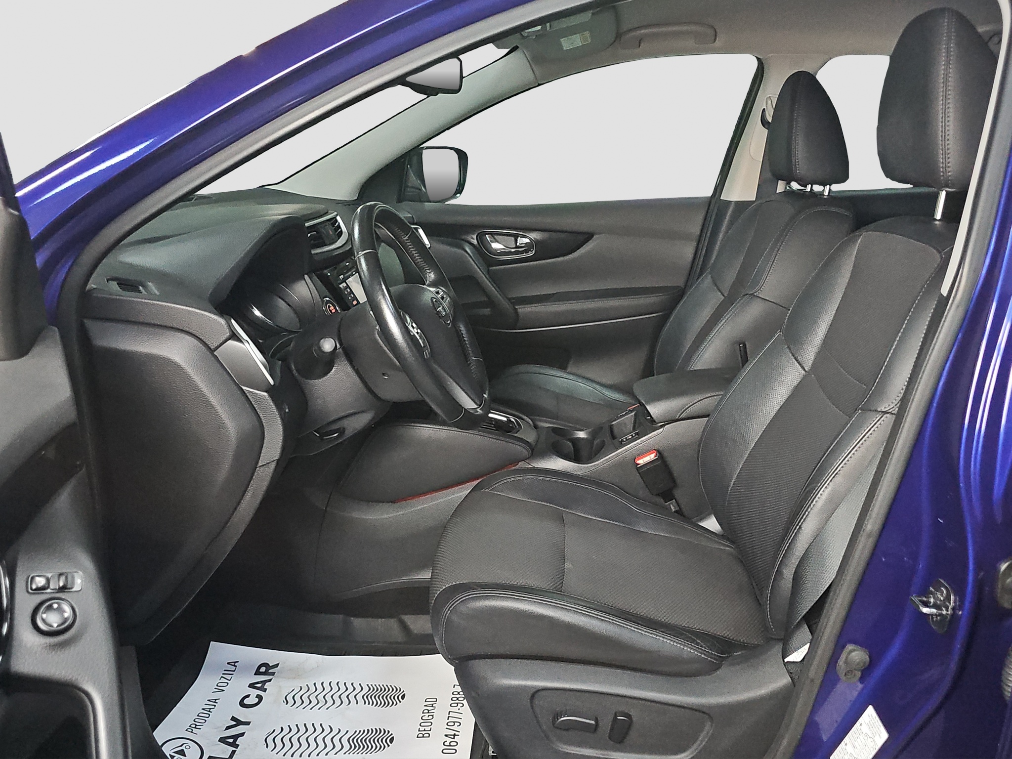 
								Nissan Qashqai TEKNA full									