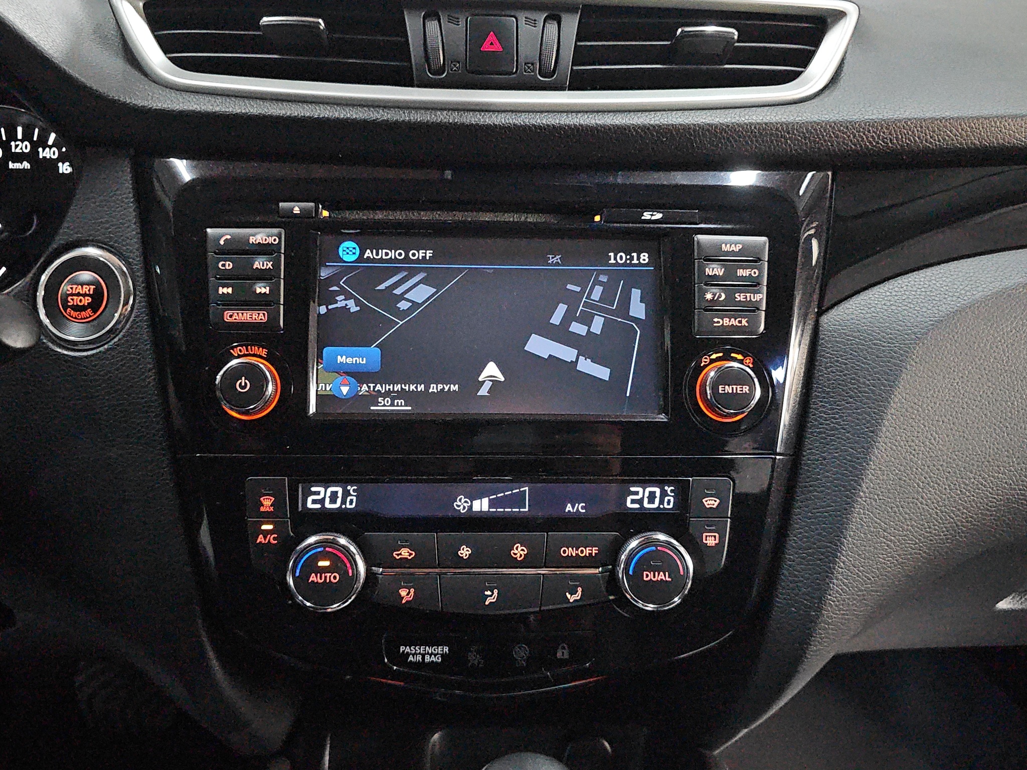 
								Nissan Qashqai TEKNA full									