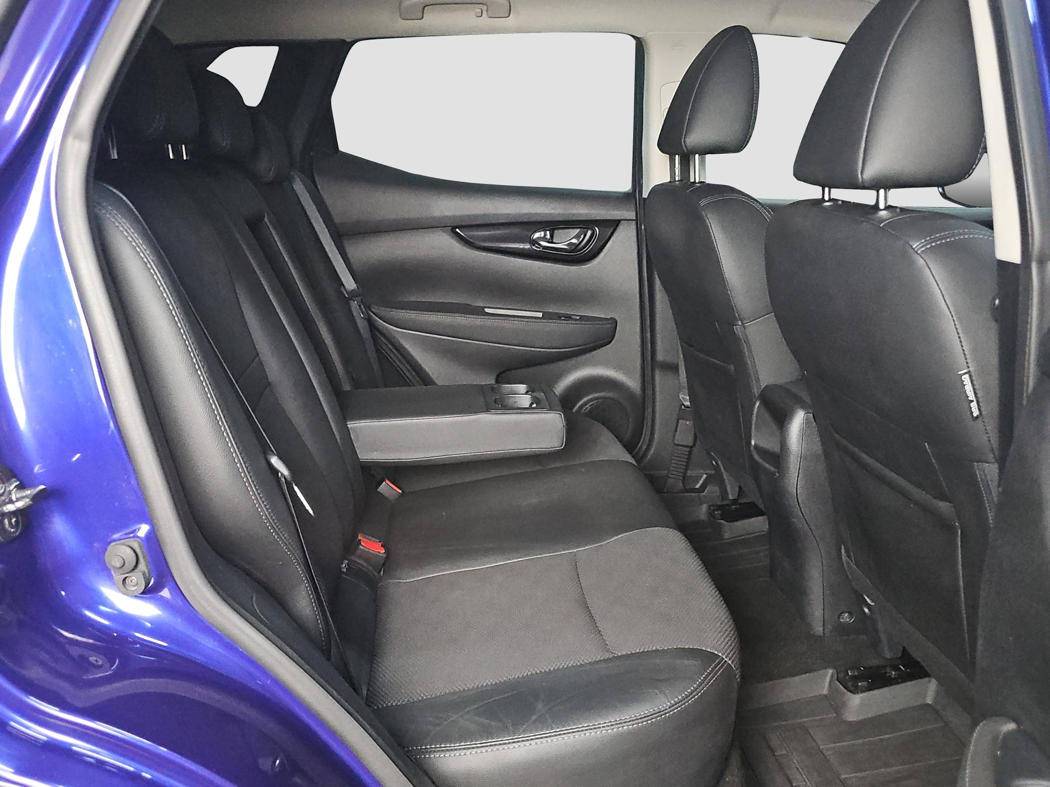 
								Nissan Qashqai TEKNA full									