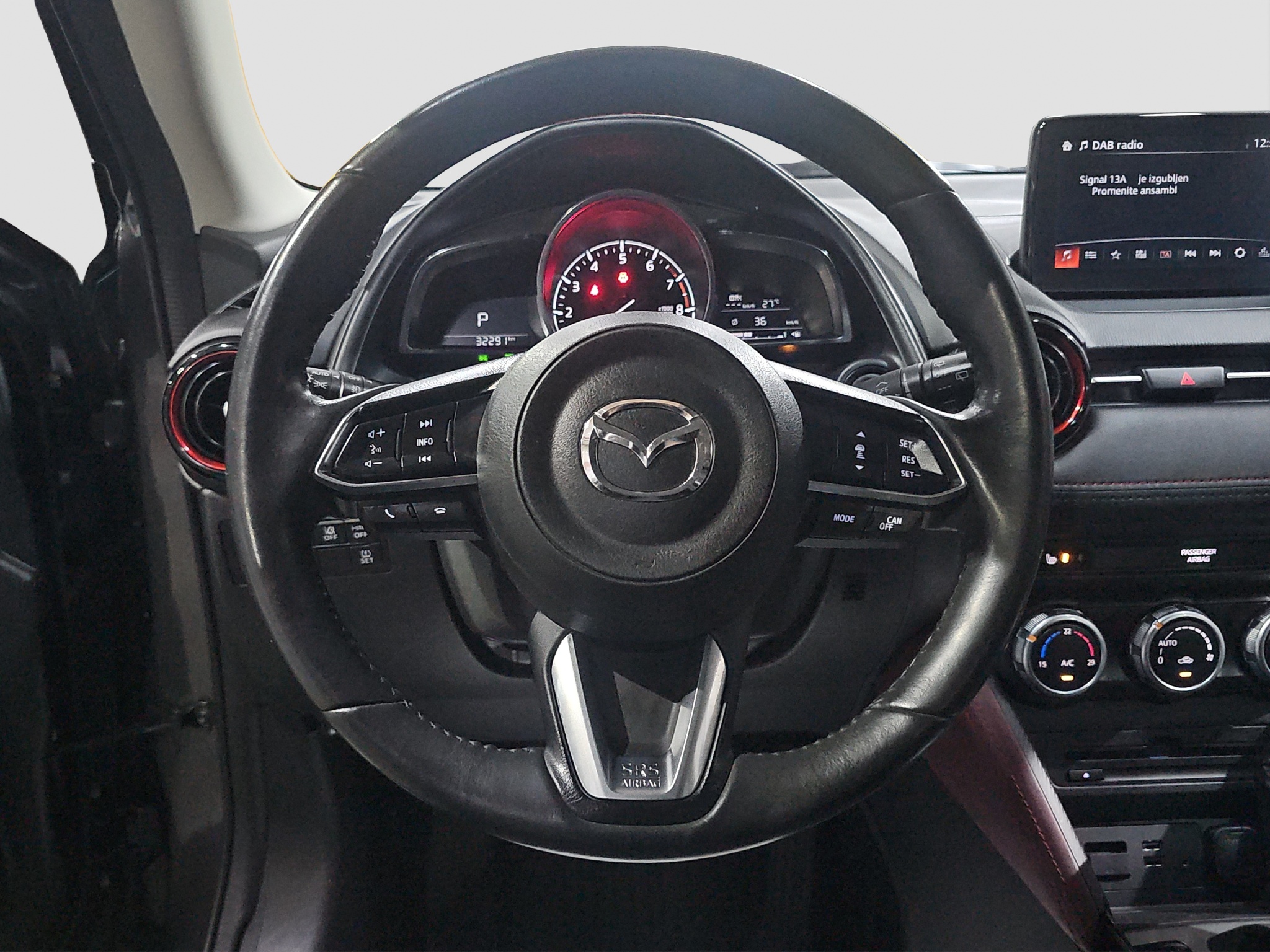 
								Mazda CX-3 MALA.KM/AWD/AUTO full									