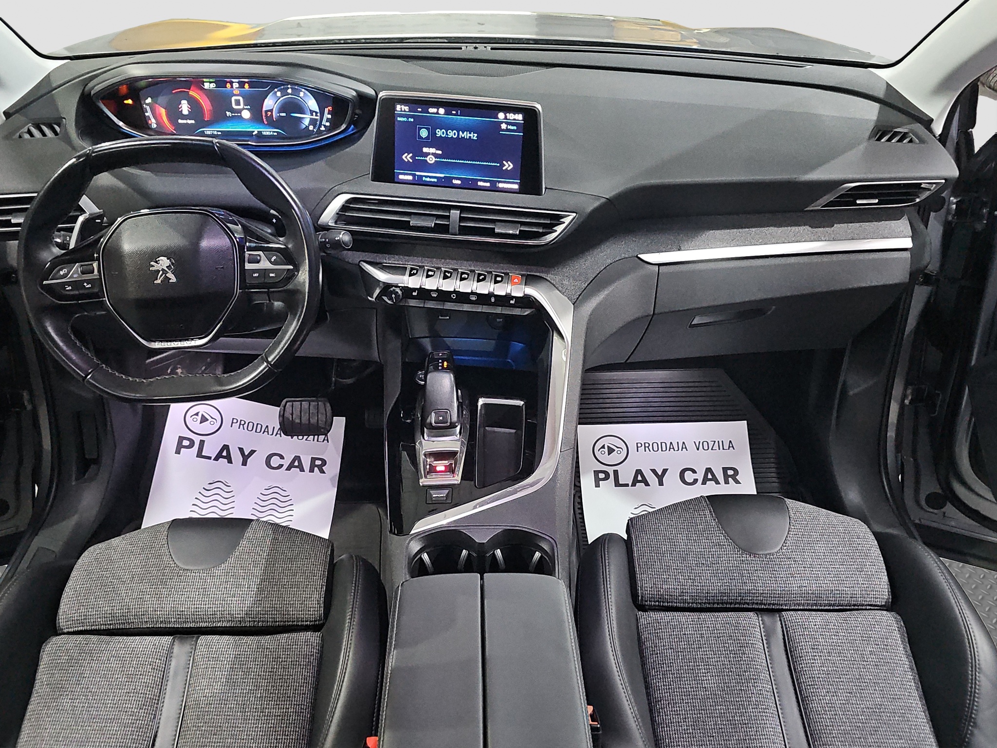 
								Peugeot 3008 POK.KROV/AUTO full									