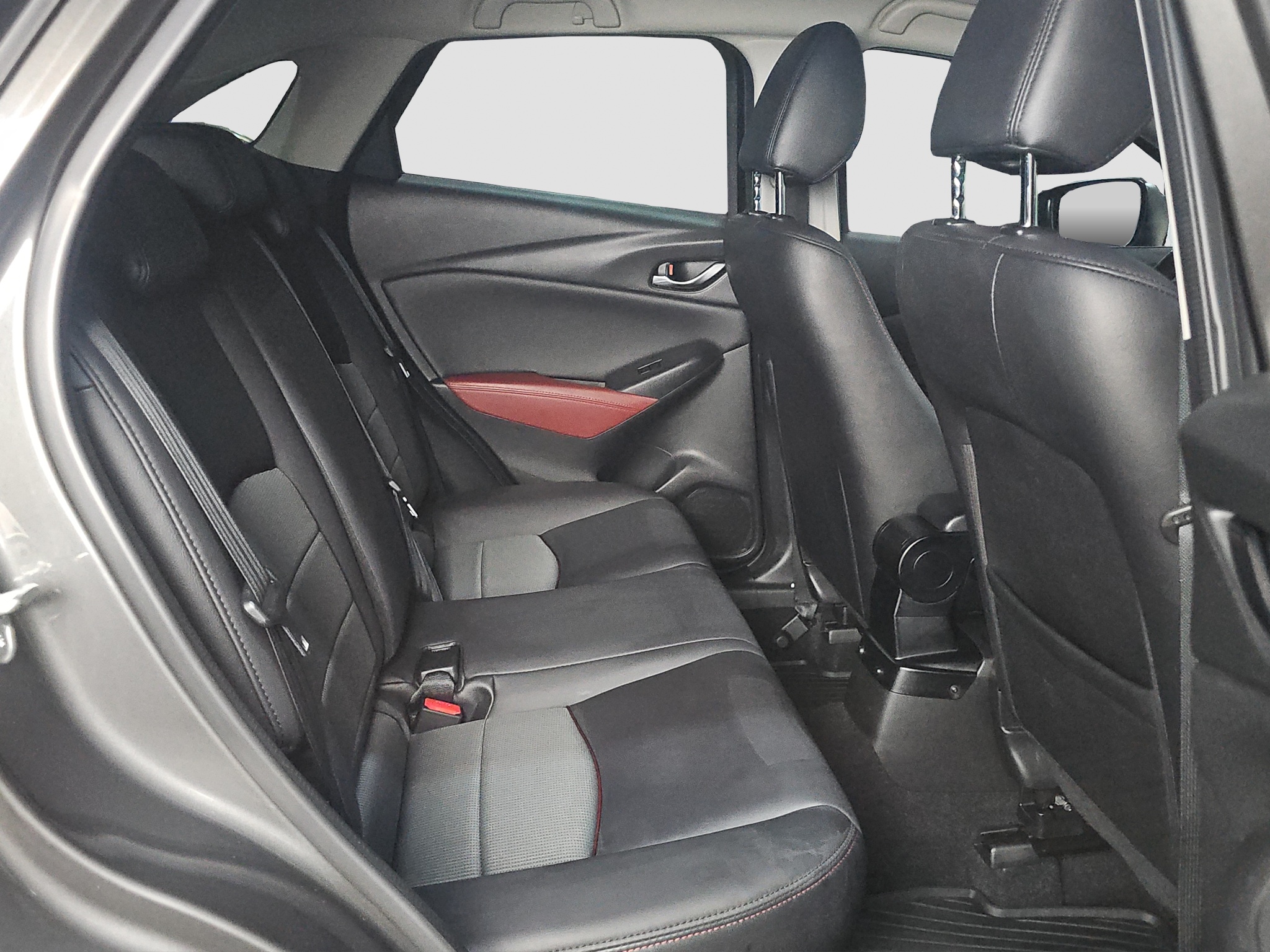 
								Mazda CX-3 MALA.KM/AWD/AUTO full									