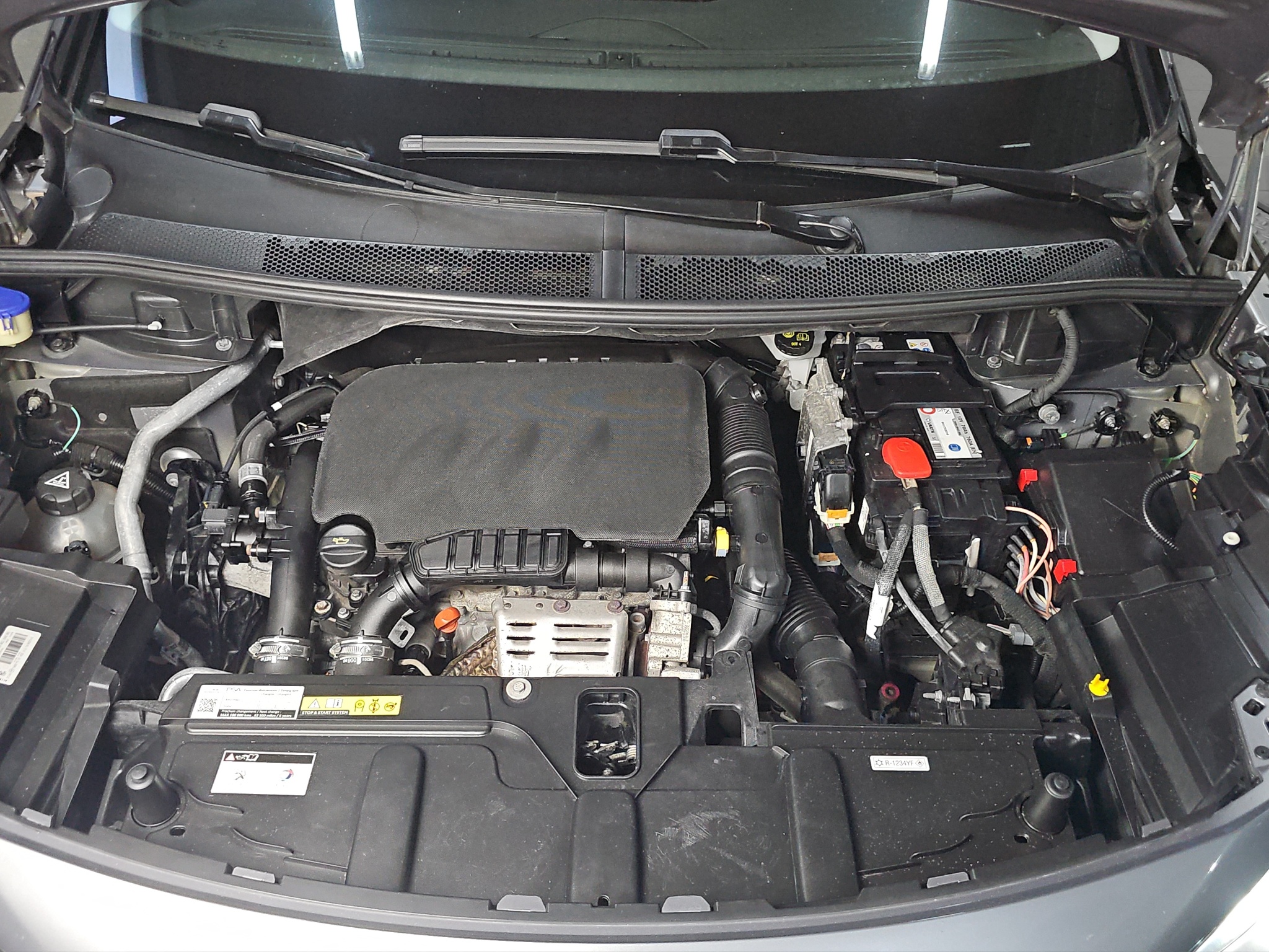 
								Peugeot 3008 POK.KROV/AUTO full									
